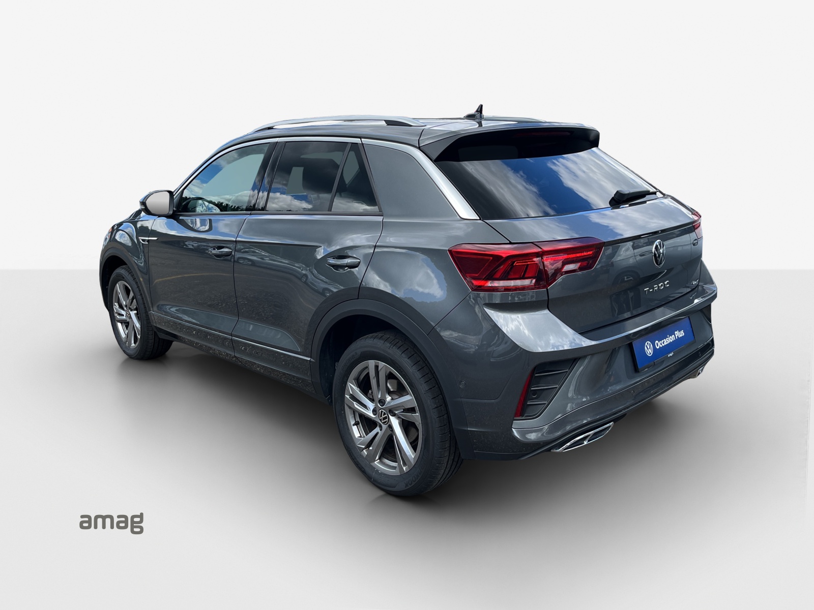 VW T-Roc 2.0 TSI R-Line DSG 4Motion-image-2
