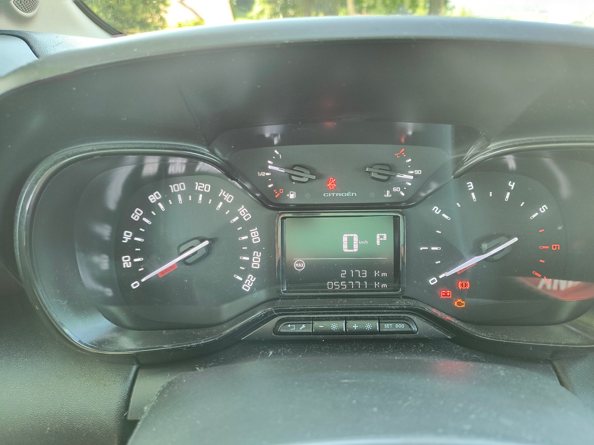 CITROEN 1.2 PureTech 130 Swiss Edition-image-7