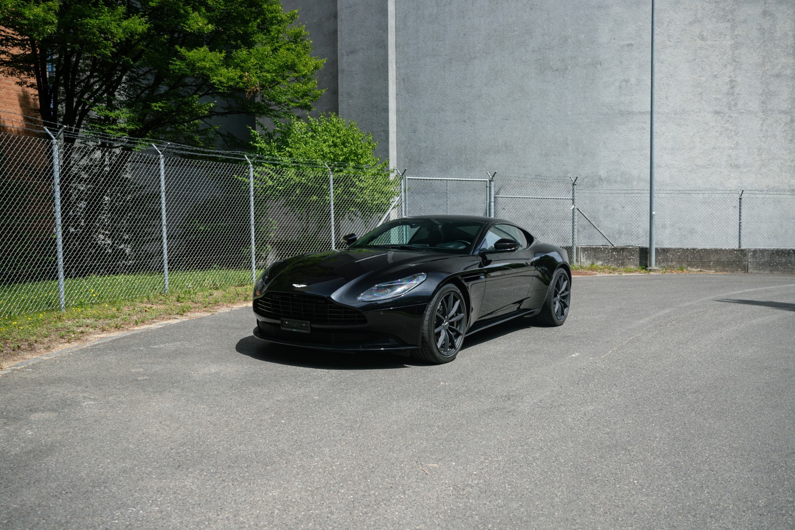 ASTON MARTIN DB11 V12 Touchtronic 3 AMR-image-0
