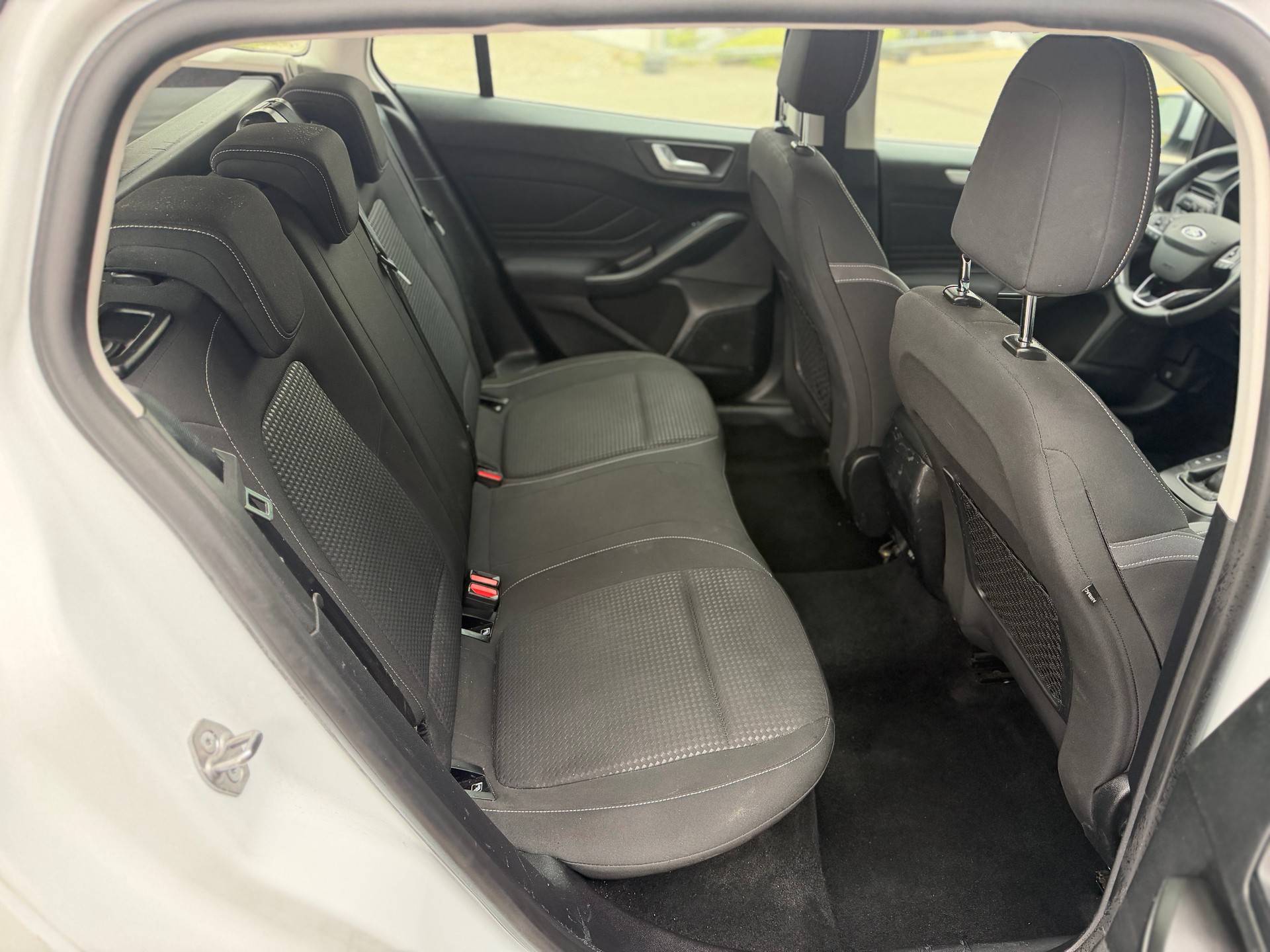 FORD Focus 1.5 TDCi Vignale-image-11