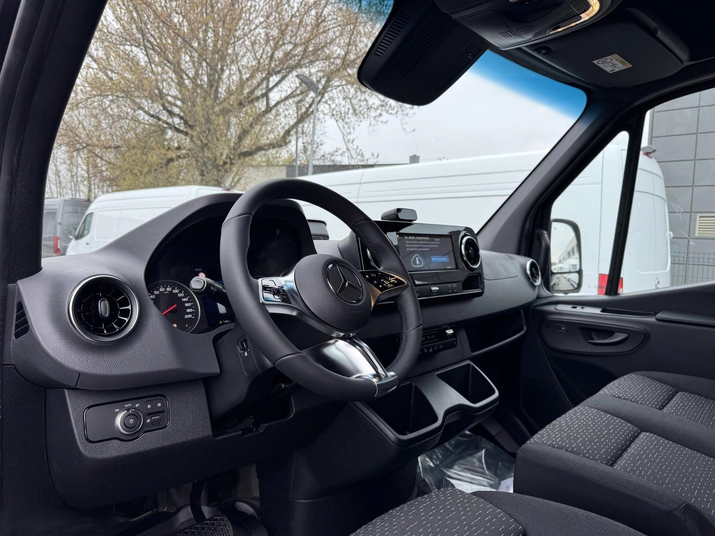 MERCEDES-BENZ Sprinter 319 CDI Lang 9G-TRONIC-image-6