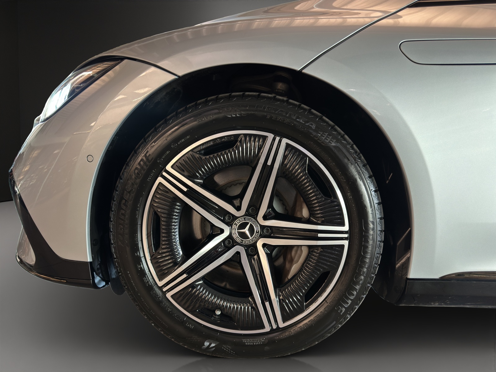 MERCEDES-BENZ EQE 350 4 Matic Exe. Ed.-image-7