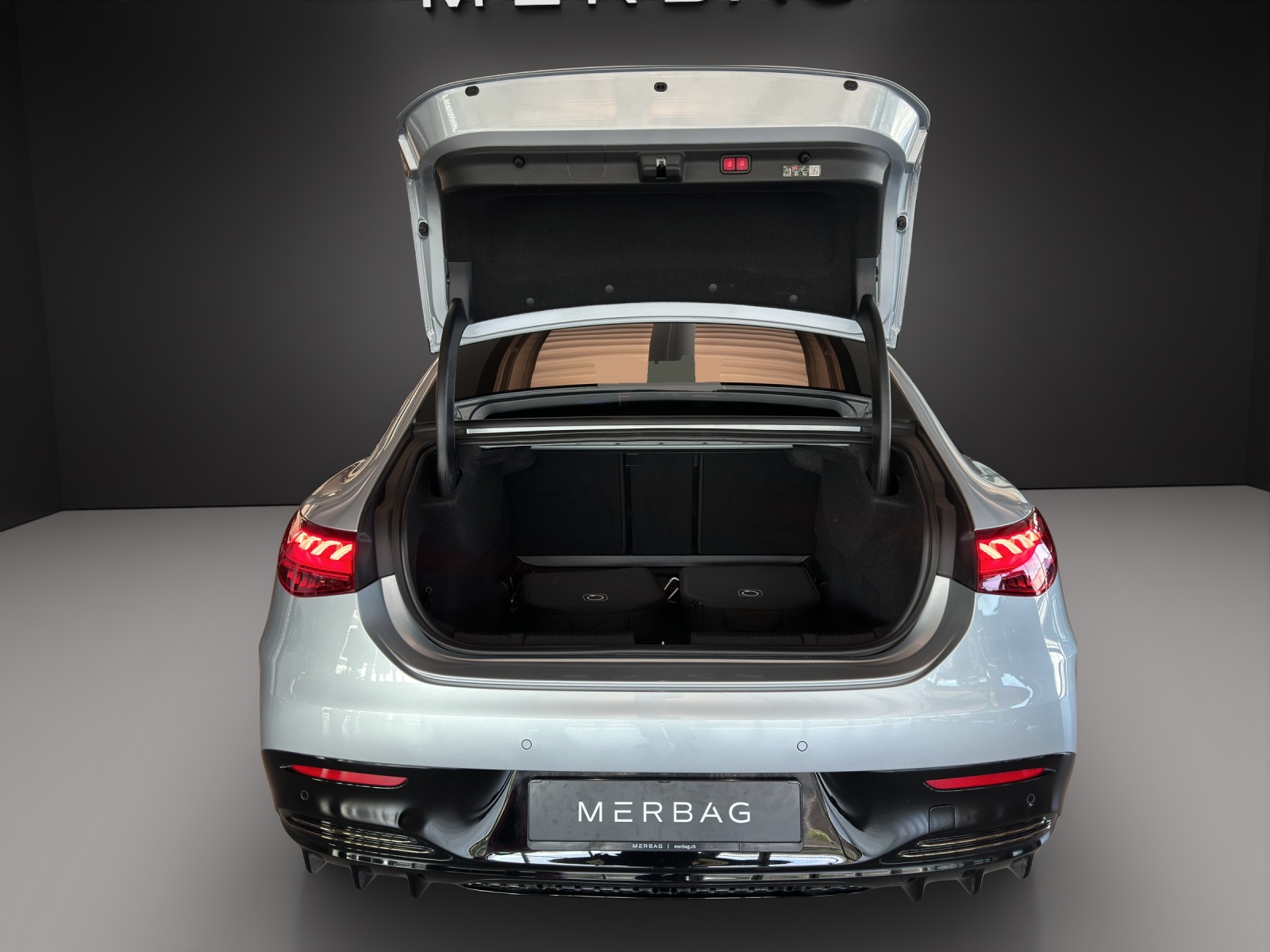 MERCEDES-BENZ EQE 350 4 Matic Exe. Ed.-image-6