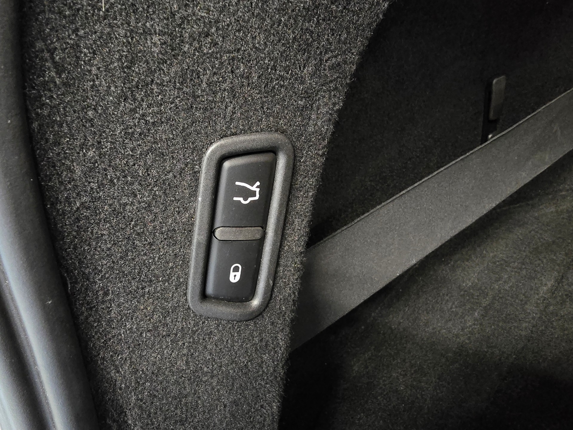MASERATI Levante D 3.0 V6 Automatica-image-25
