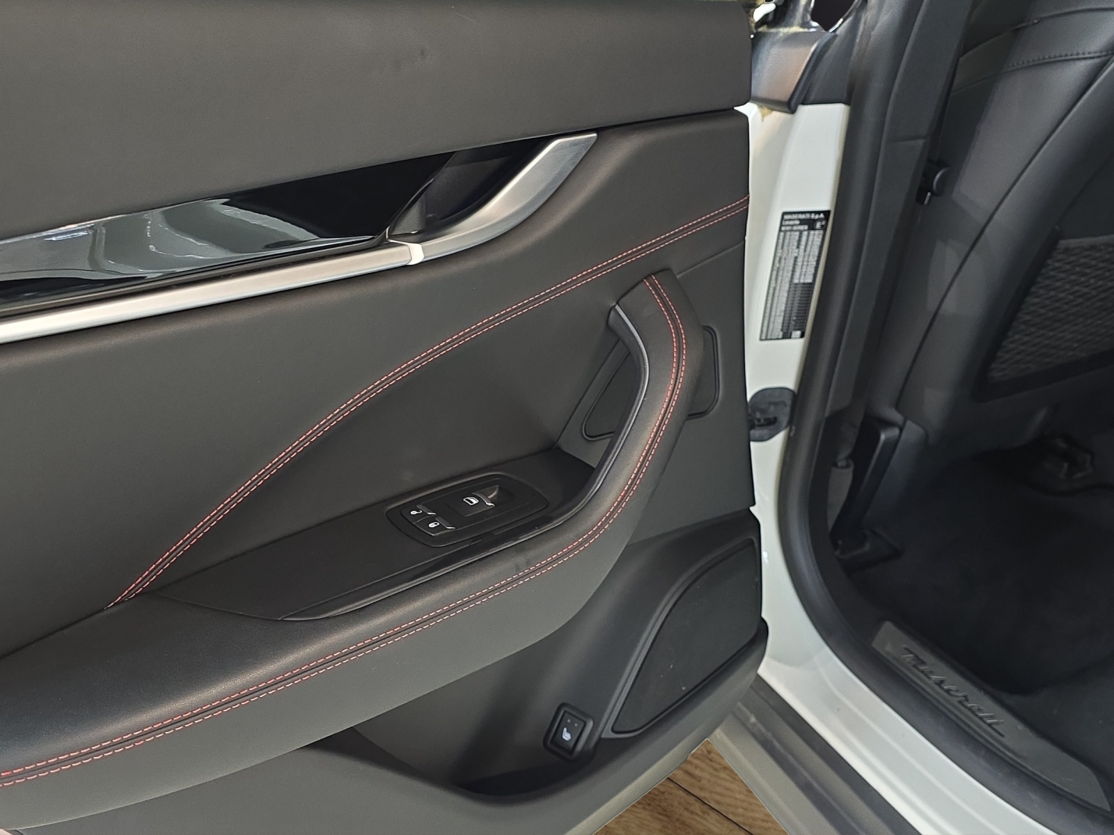 MASERATI Levante D 3.0 V6 Automatica-image-21