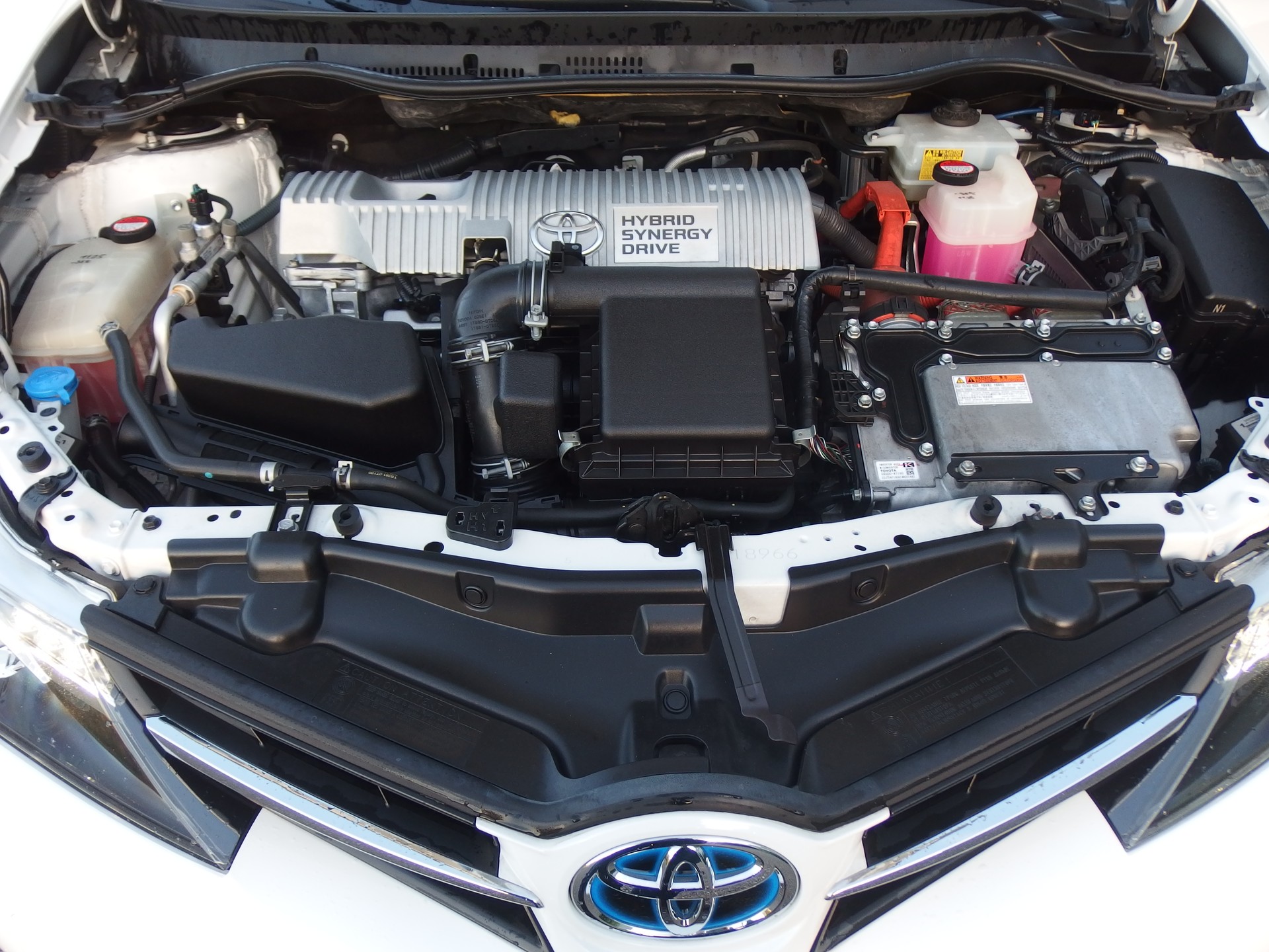 TOYOTA Auris 1.8 16V HSD Linea Trend-image-10