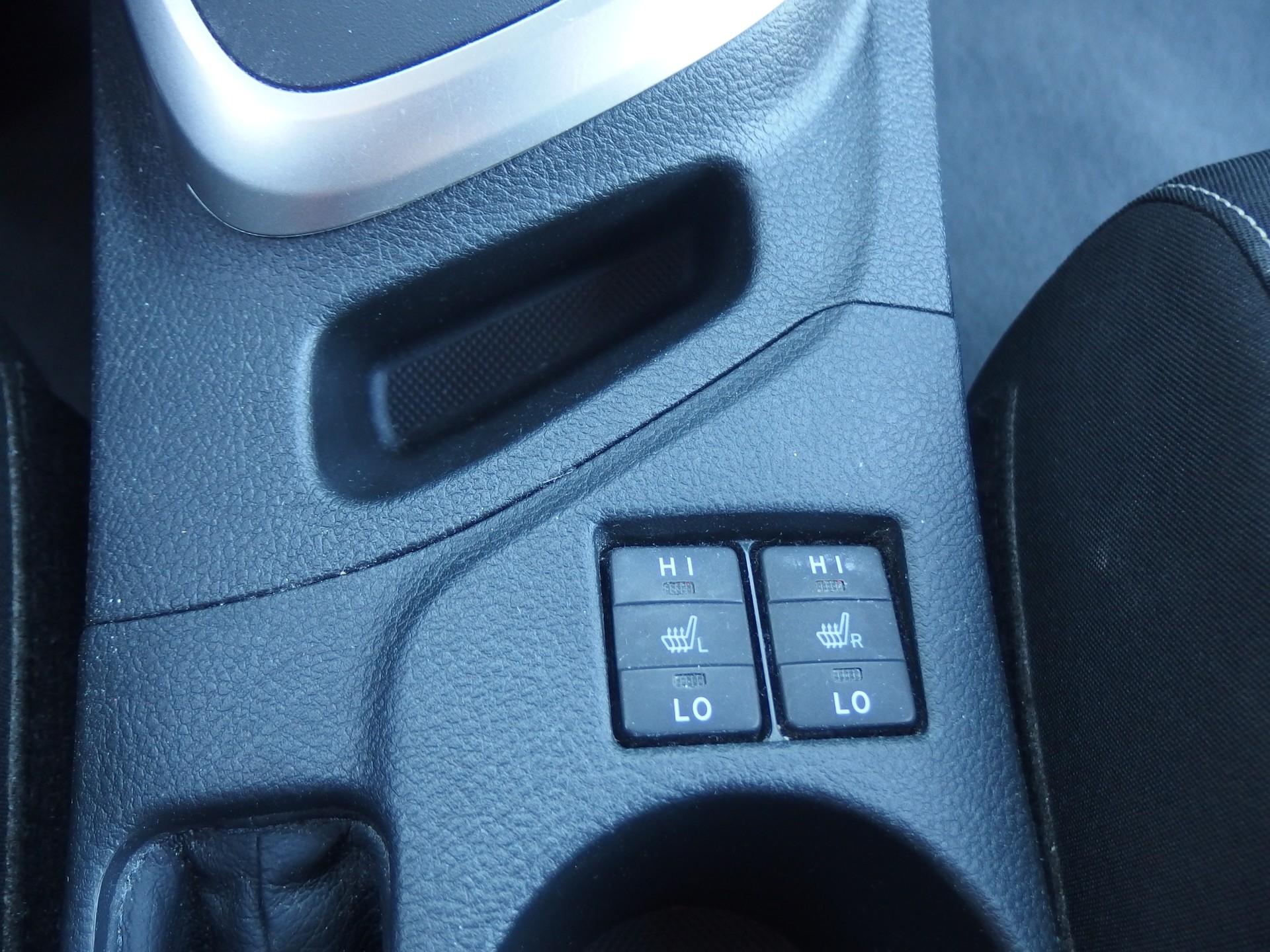 TOYOTA Auris 1.8 16V HSD Linea Trend-image-9