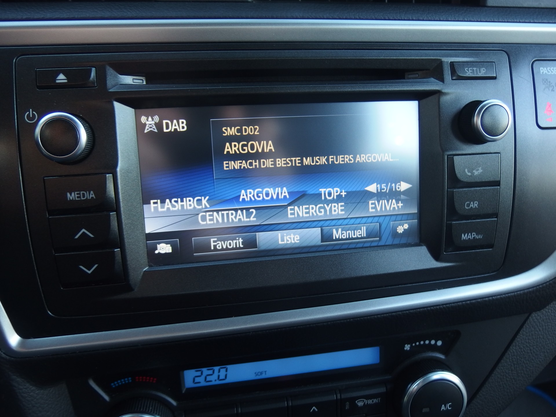 TOYOTA Auris 1.8 16V HSD Linea Trend-image-8