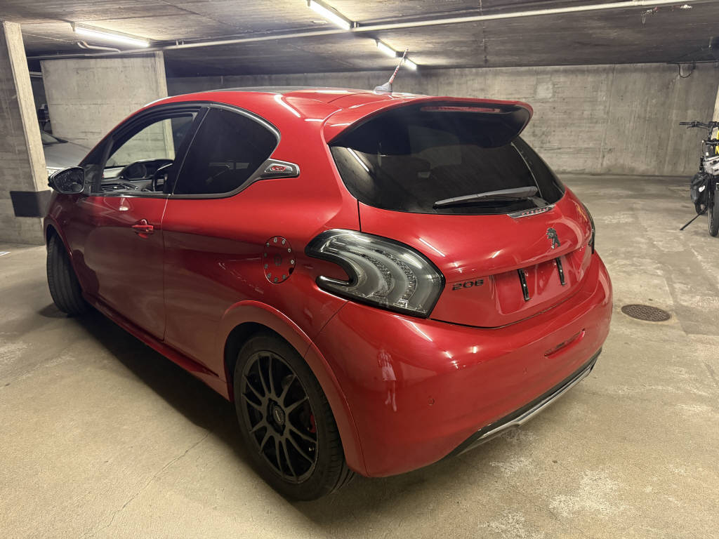 PEUGEOT 208 1.6 Turbo GTi-image-3