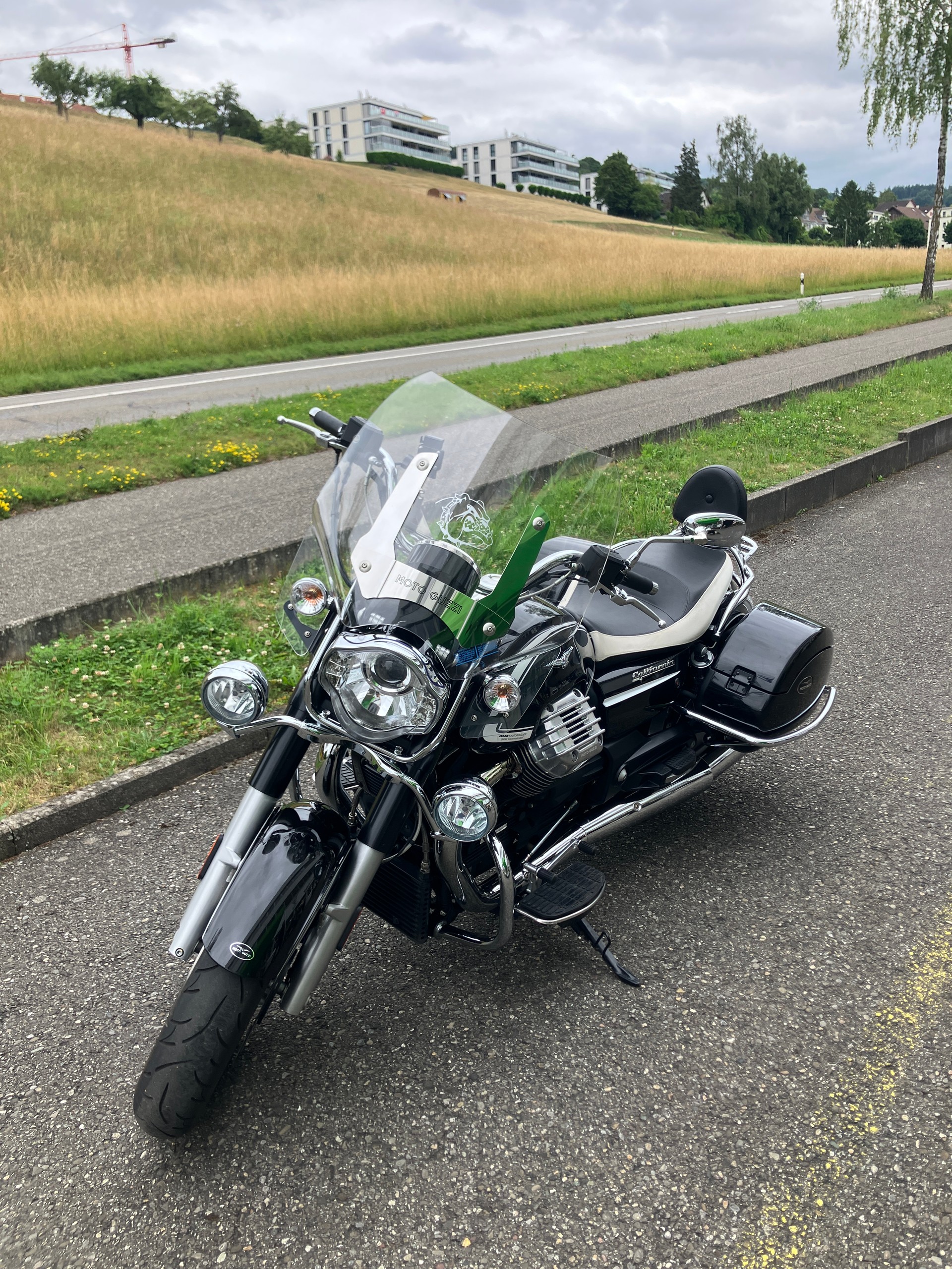 MOTO GUZZI California 1400 Touring-image-1