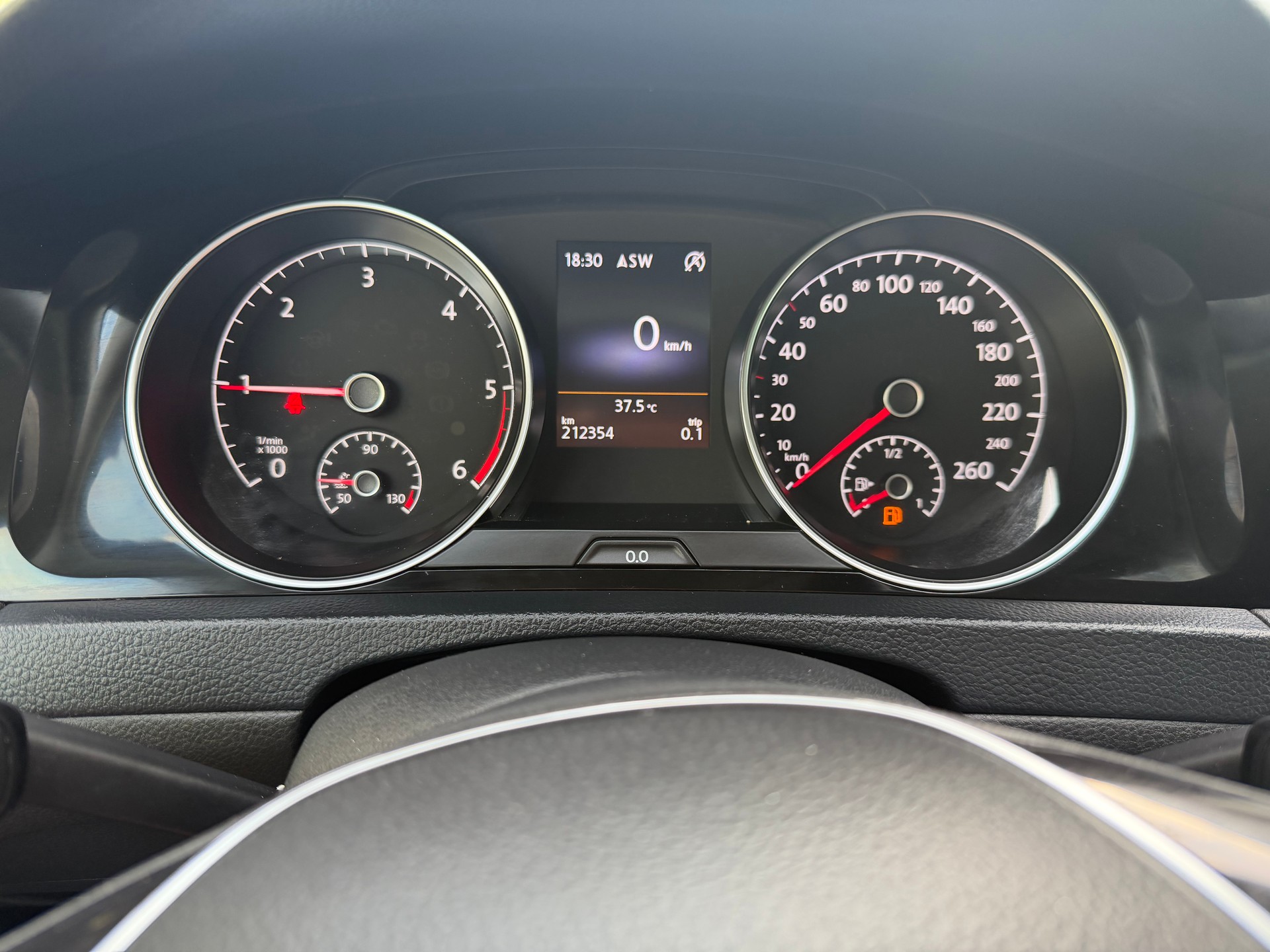 VW Golf Variant 2.0 TDI Comfortline 4Motion-image-6
