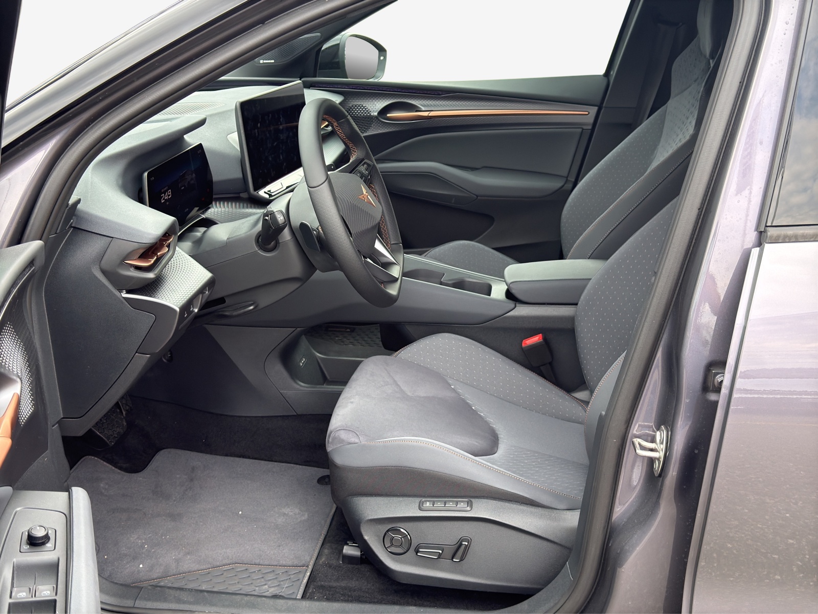 CUPRA Raval 52 kWh Dynamic+ Launch Edition-image-7