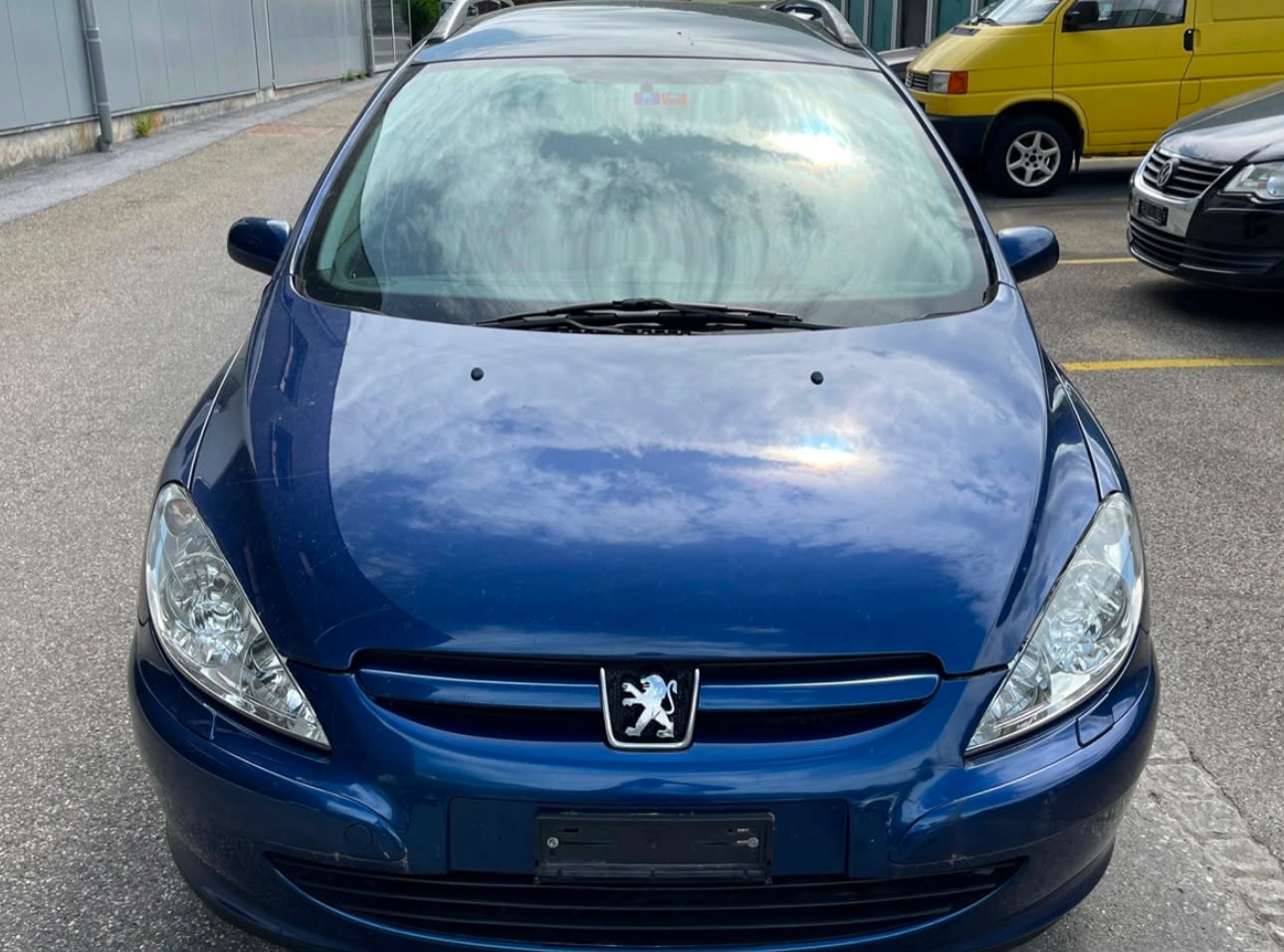 PEUGEOT 307 SW 2.0 HDI-image-0