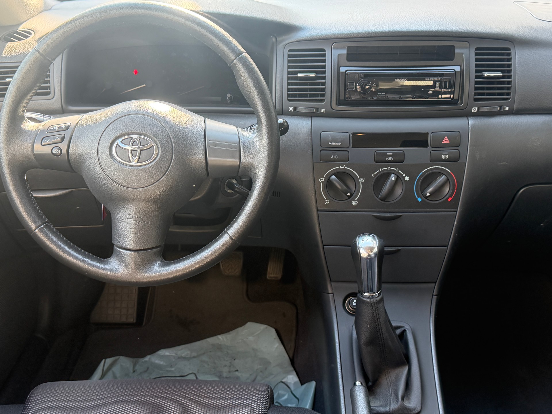 TOYOTA Corolla Wagon 1.6 Pardo-image-7