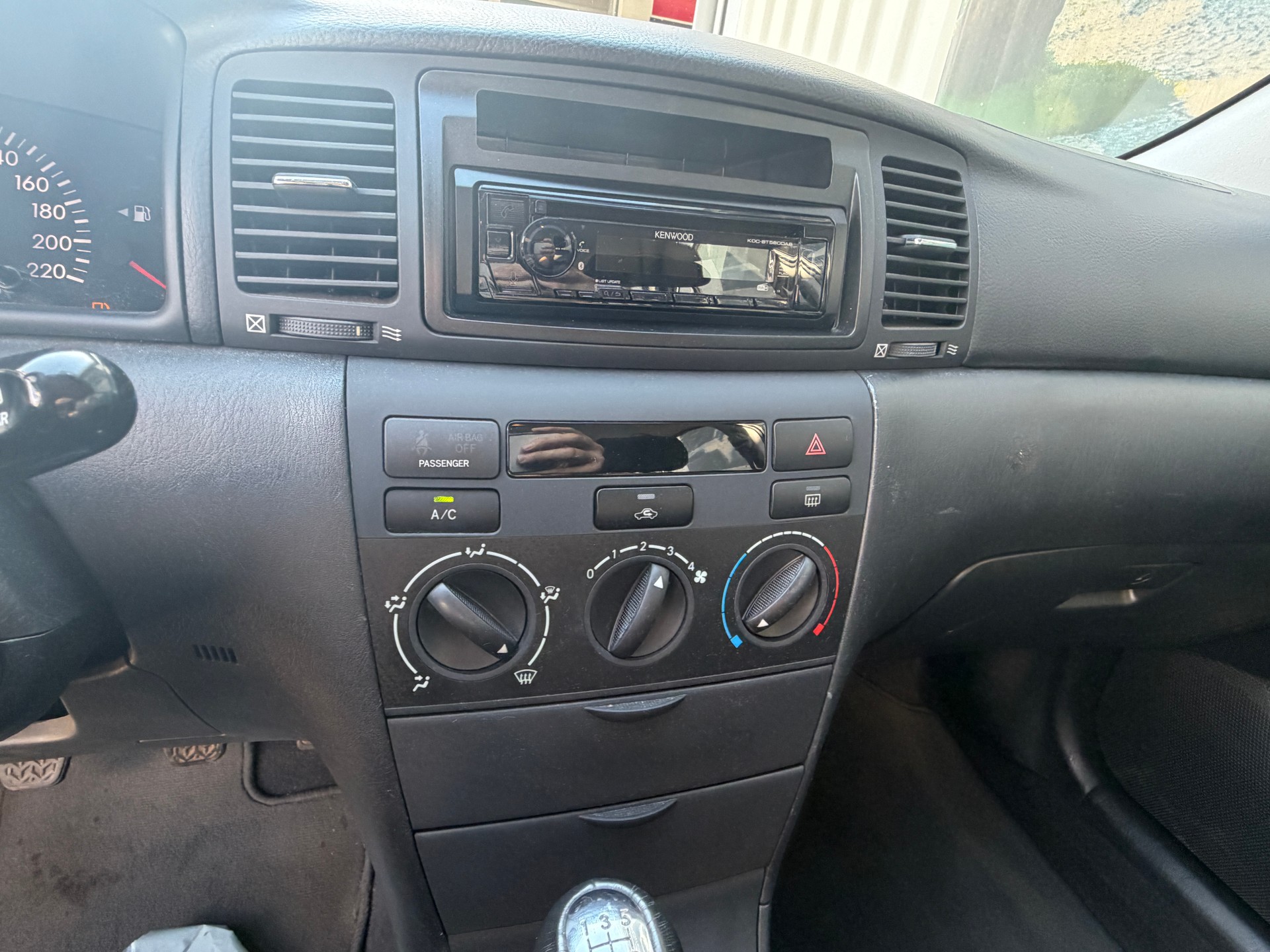 TOYOTA Corolla Wagon 1.6 Pardo-image-12
