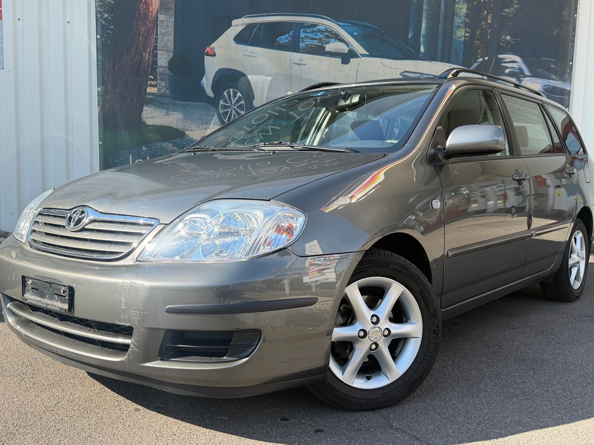 TOYOTA Corolla Wagon 1.6 Pardo-image-0