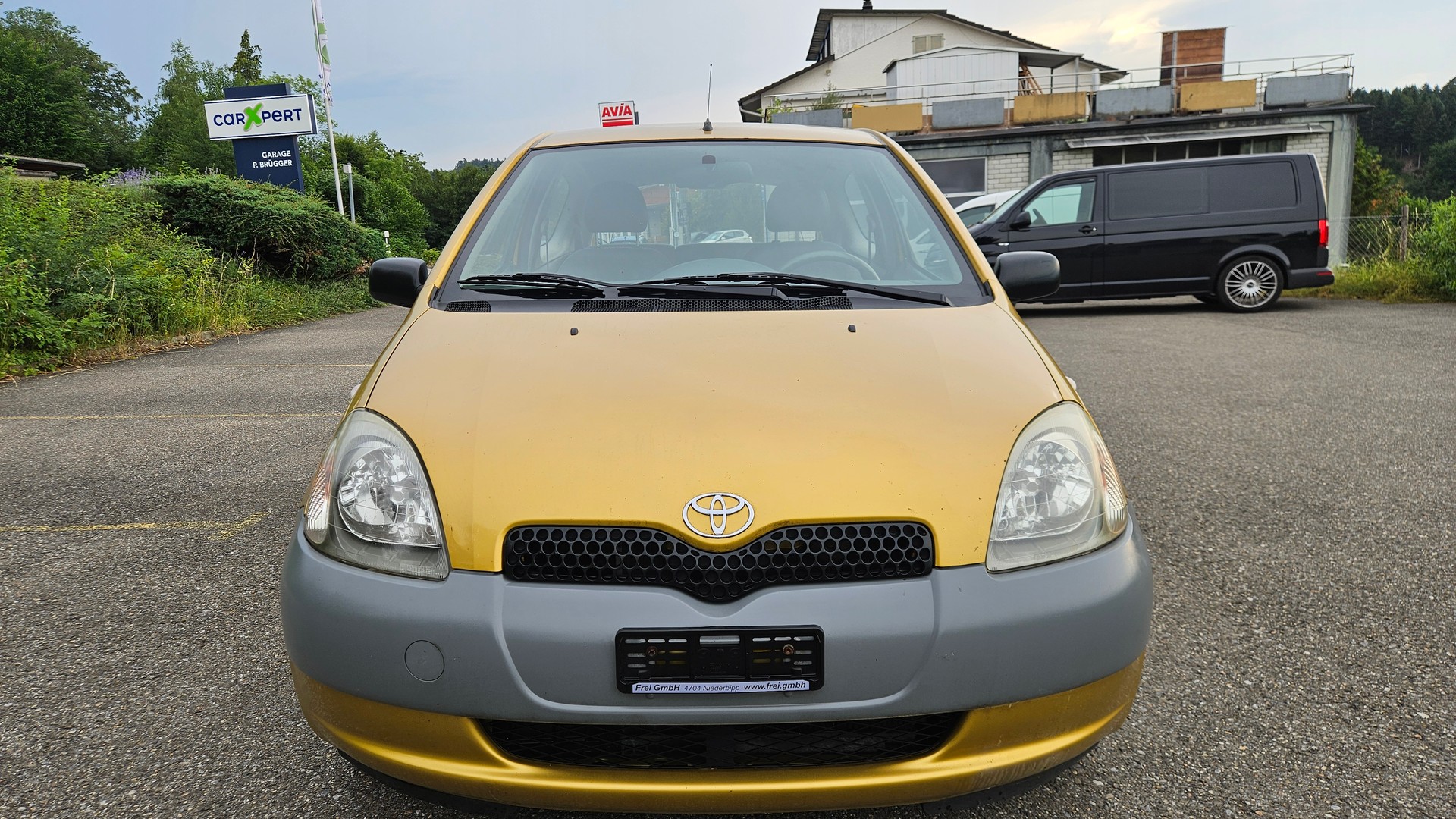 TOYOTA Yaris 1.0 Linea Sol-image-6