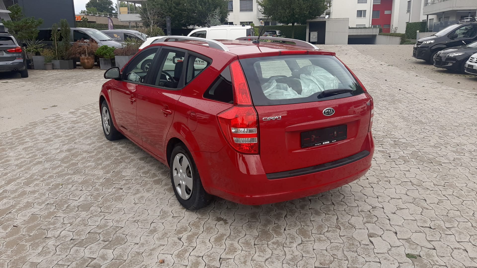 KIA Cee'd Sporty Wagon 1.4 16V Eco-image-1