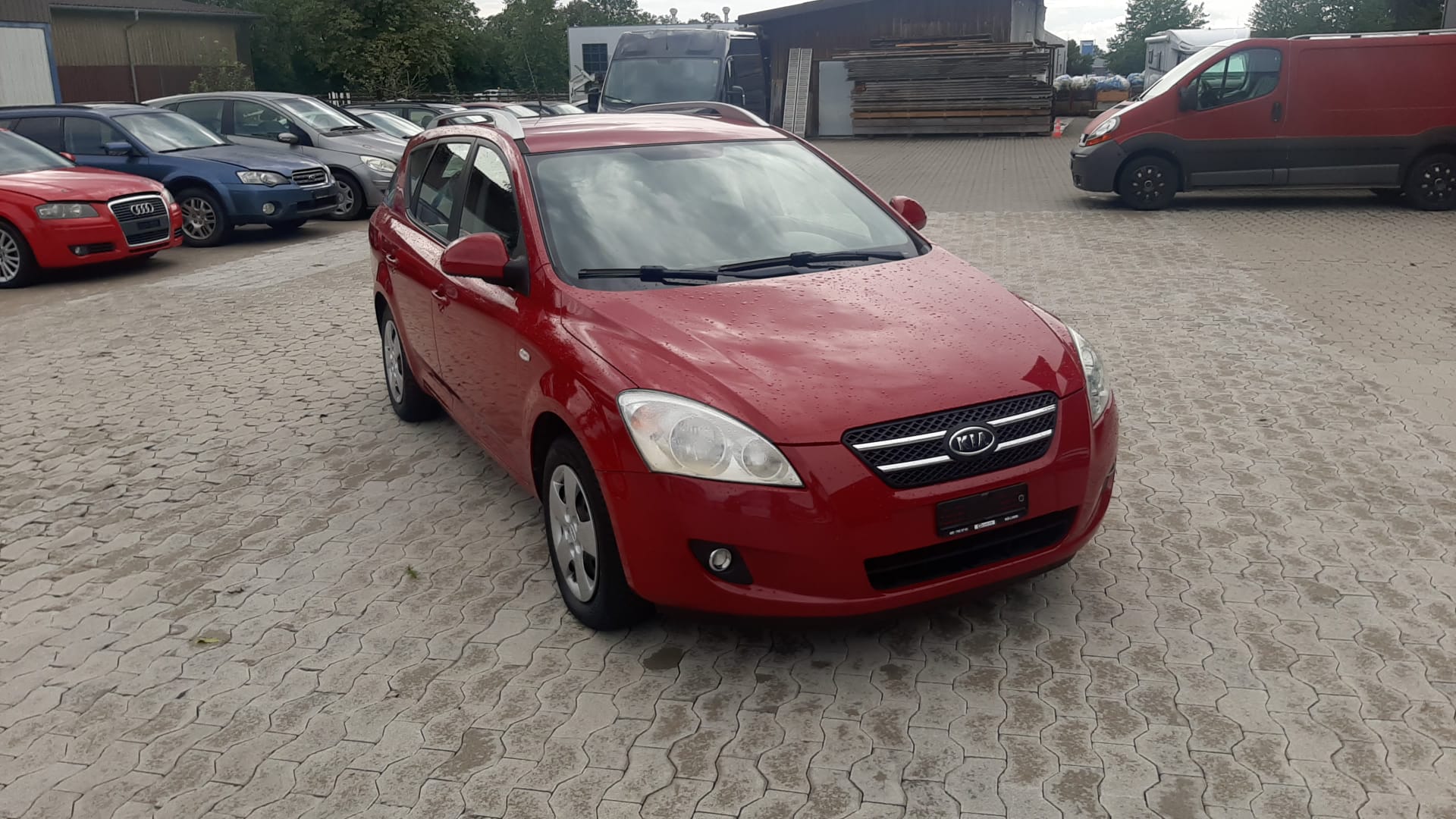 KIA Cee'd Sporty Wagon 1.4 16V Eco-image-4