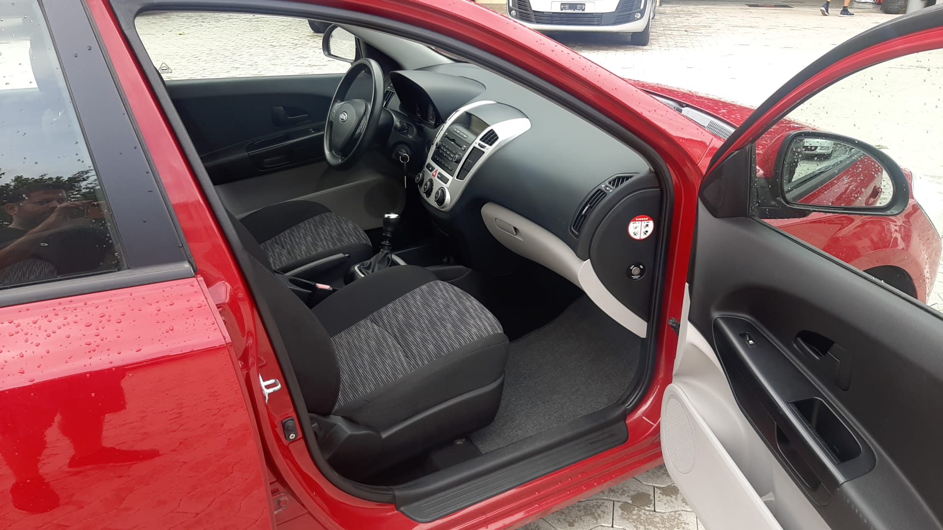 KIA Cee'd Sporty Wagon 1.4 16V Eco-image-7