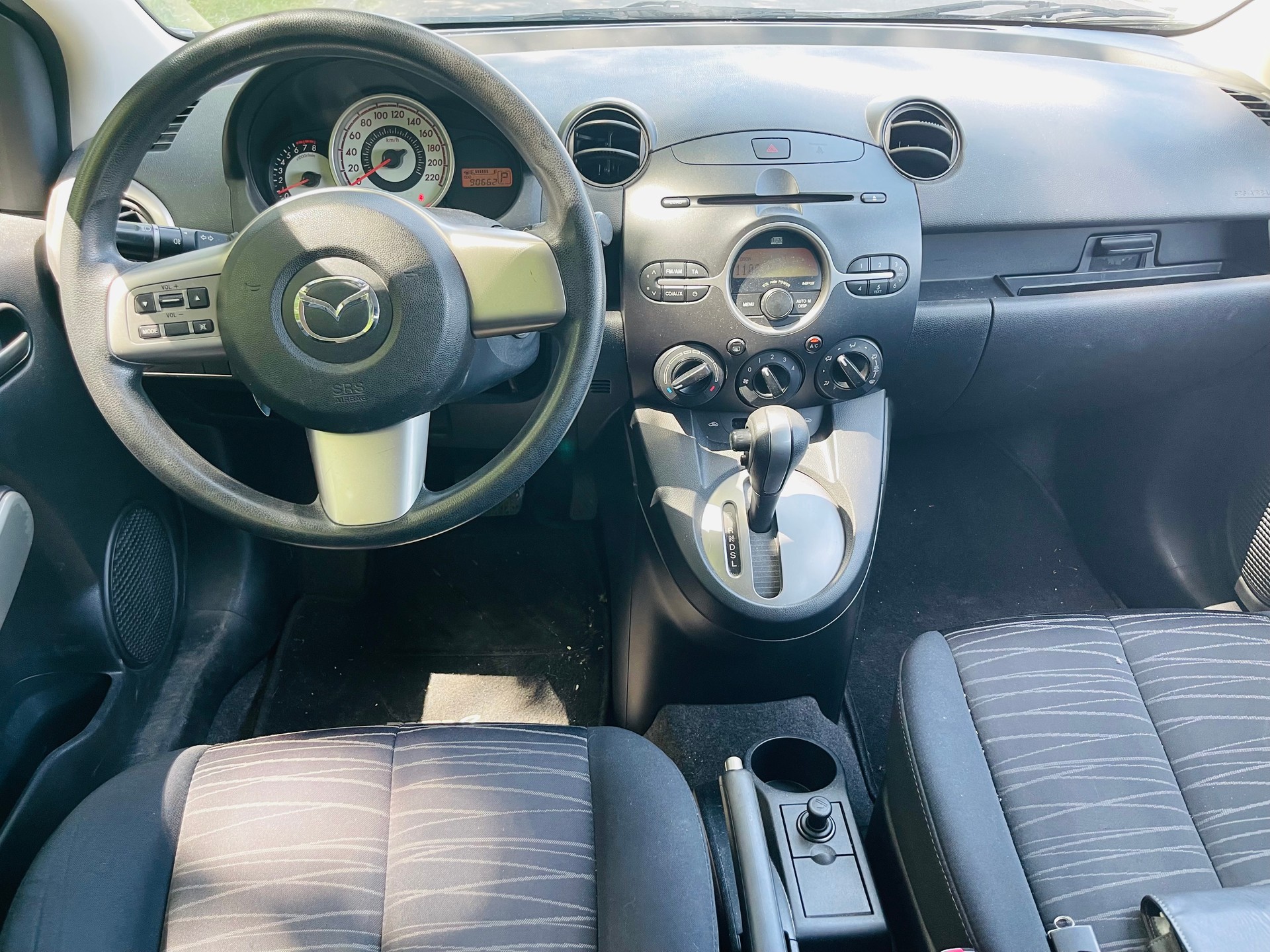MAZDA 2 1.5i 16V City2 Automatic-image-7