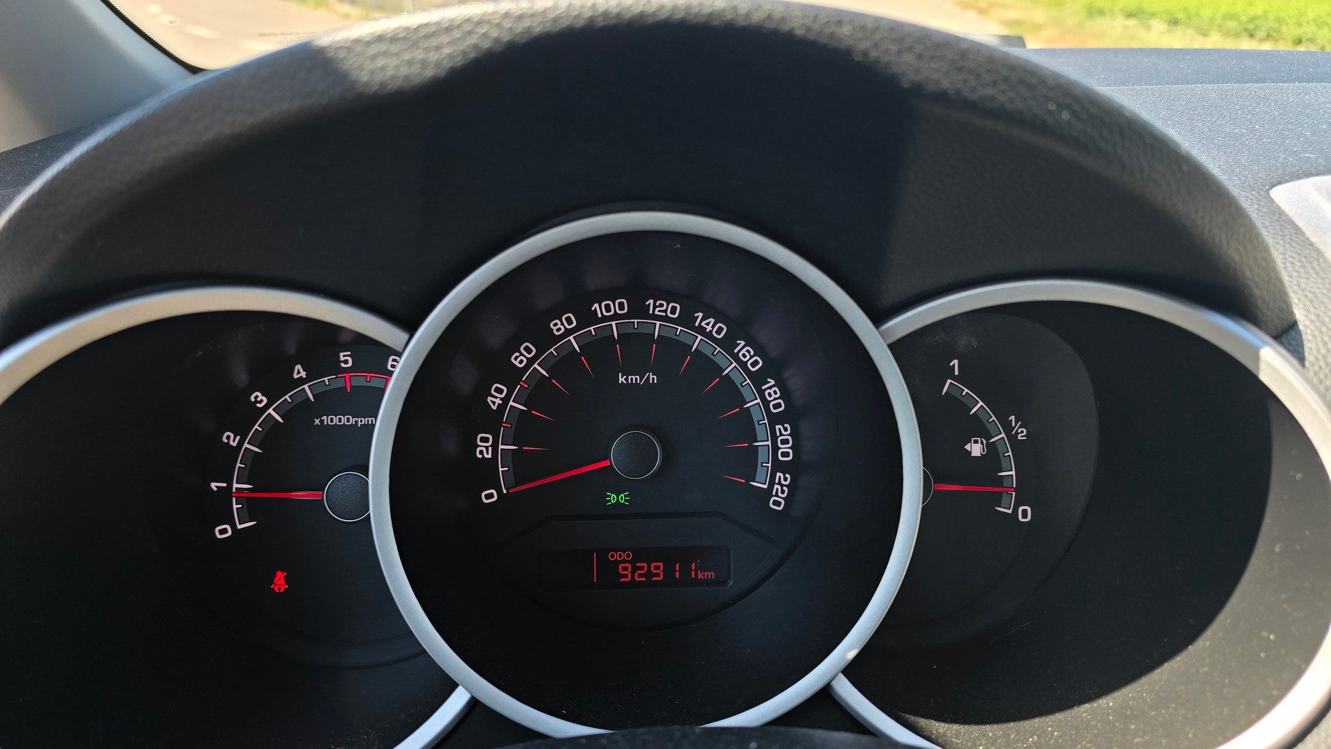 KIA Venga 1.6 CRDi _seven-image-9