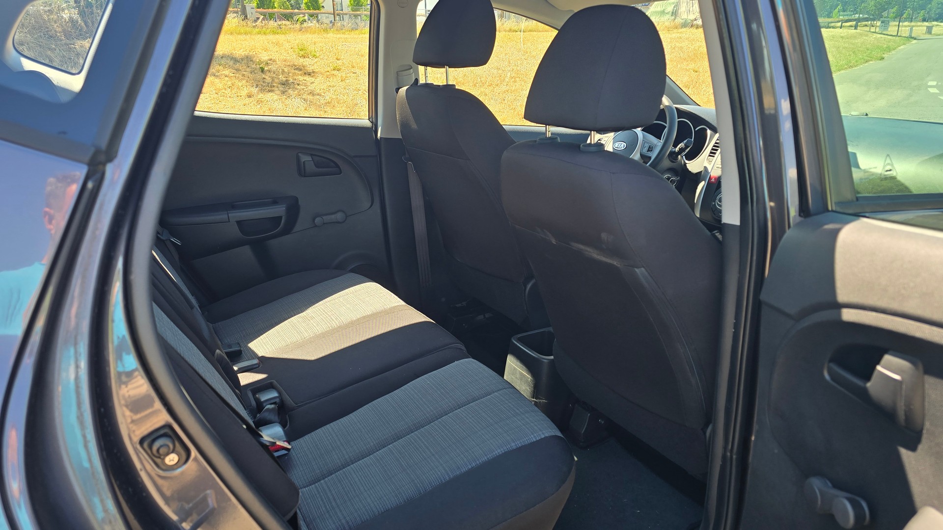 KIA Venga 1.6 CRDi _seven-image-12