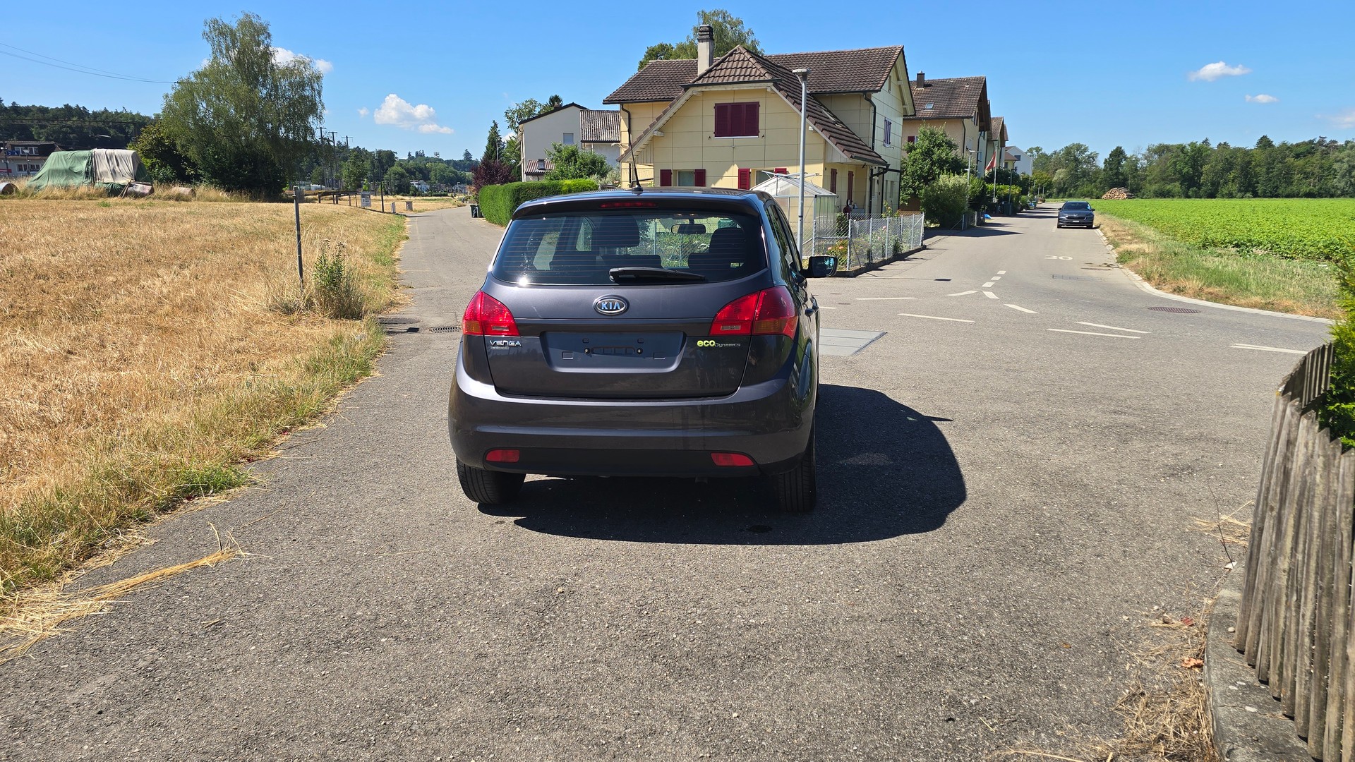KIA Venga 1.6 CRDi _seven-image-3