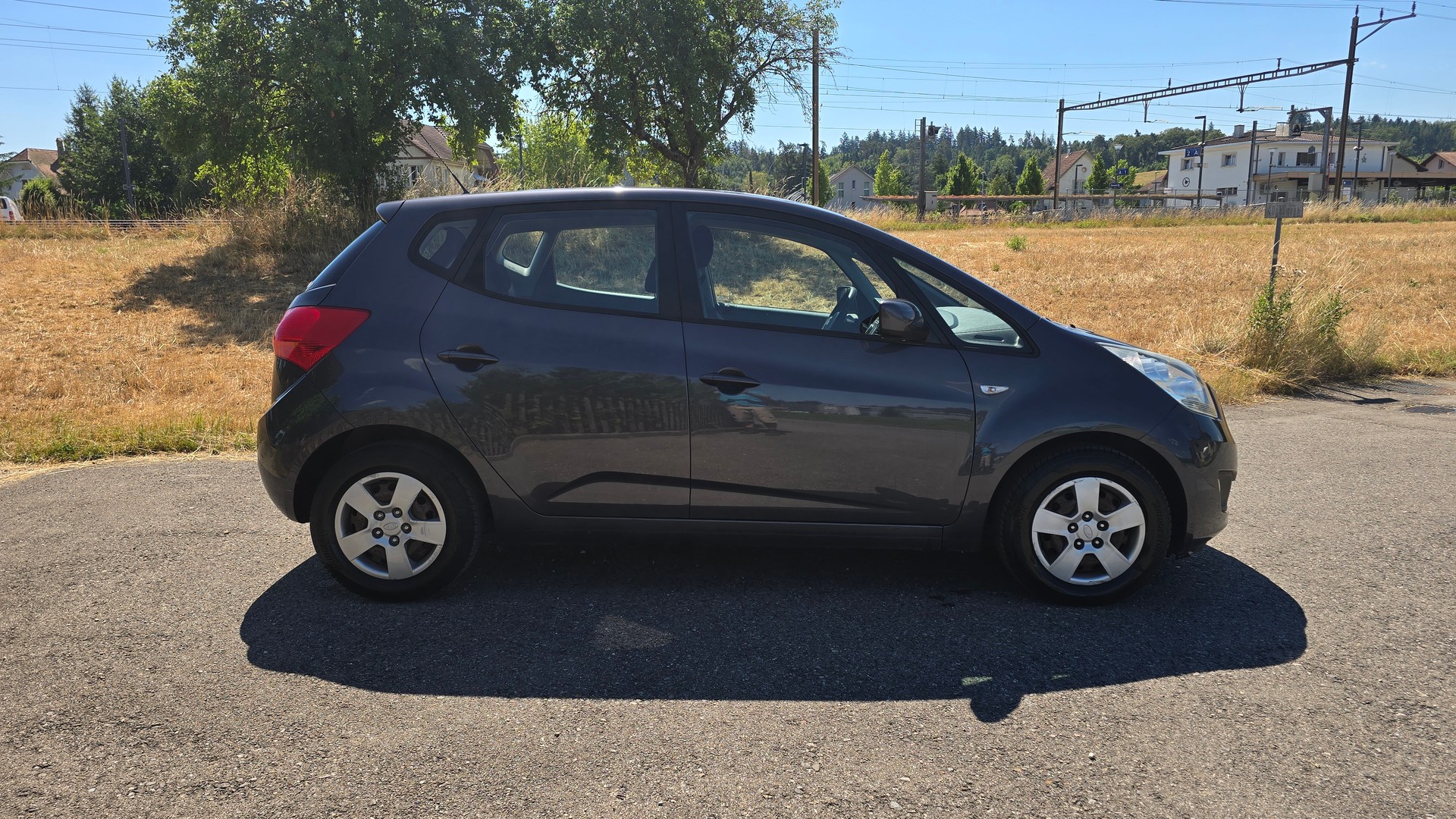 KIA Venga 1.6 CRDi _seven-image-6