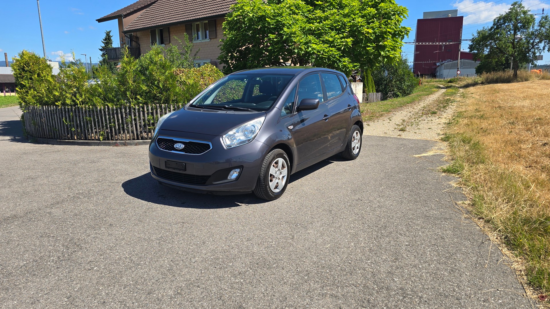 KIA Venga 1.6 CRDi _seven-image-0
