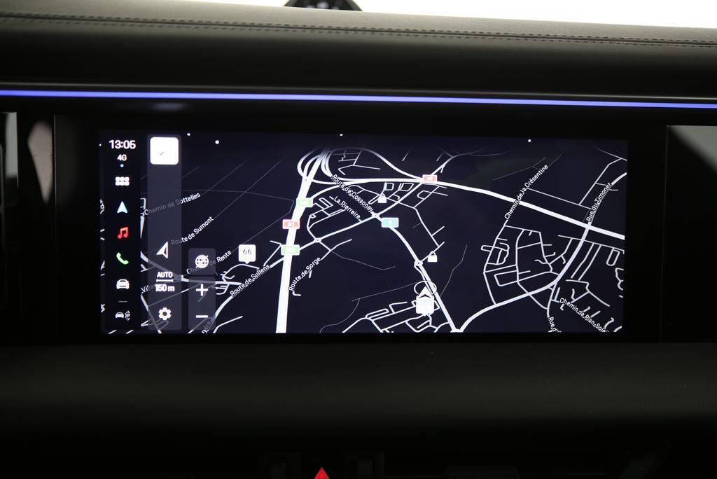 PORSCHE Macan 4-image-5