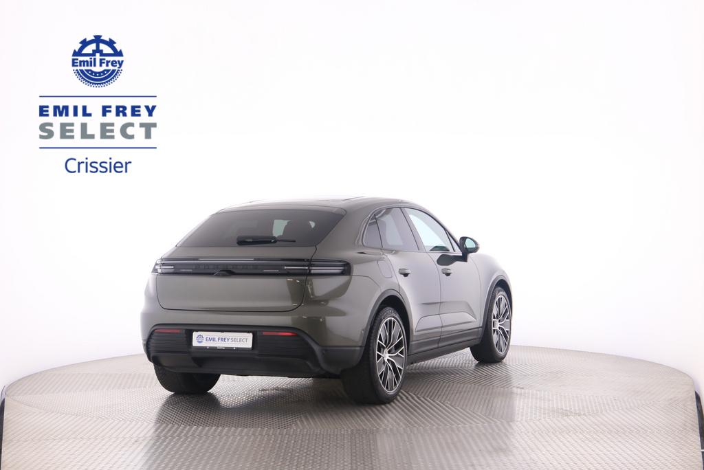 PORSCHE Macan 4-image-1