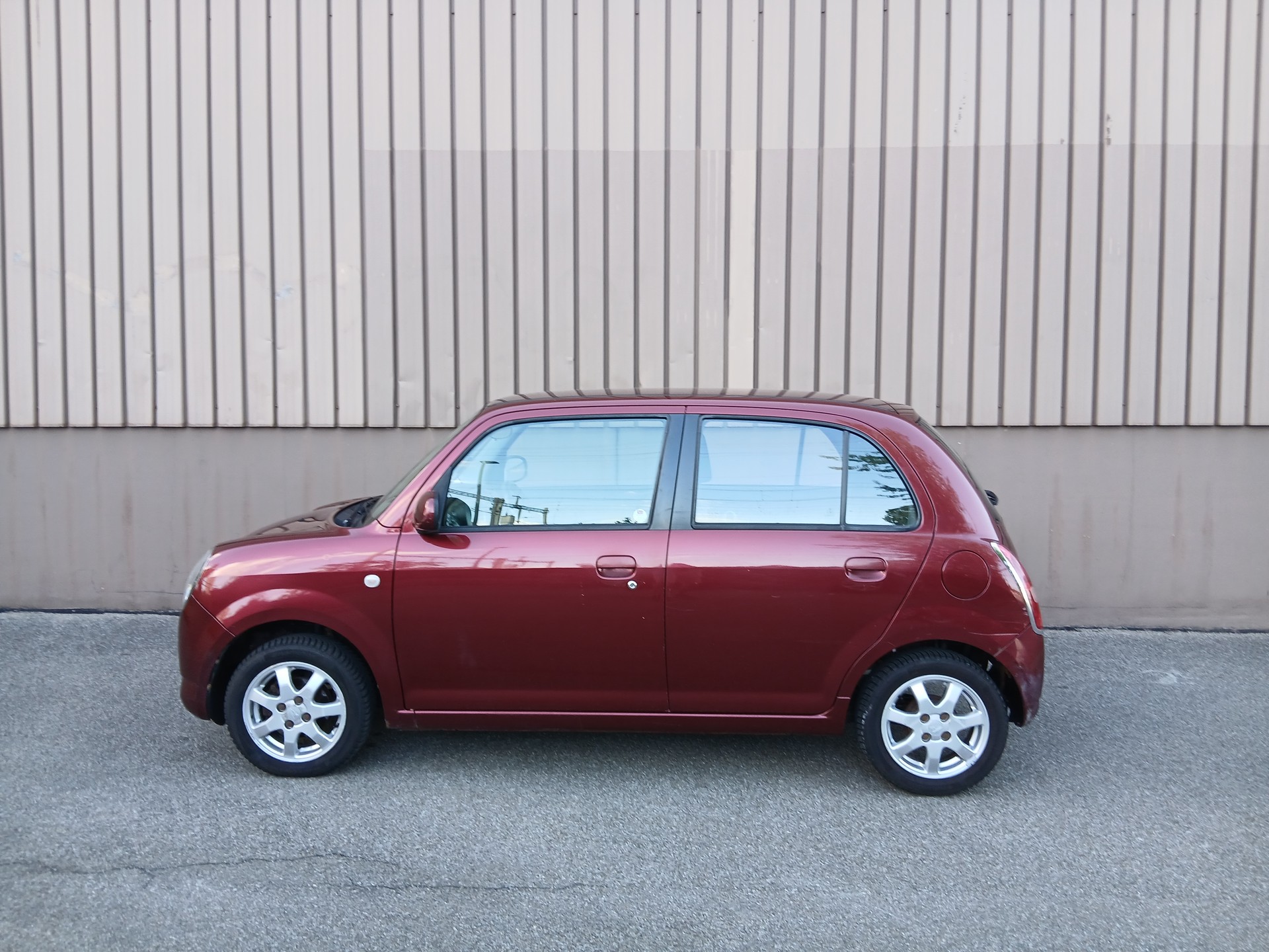 DAIHATSU Trevis 1.0-image-4