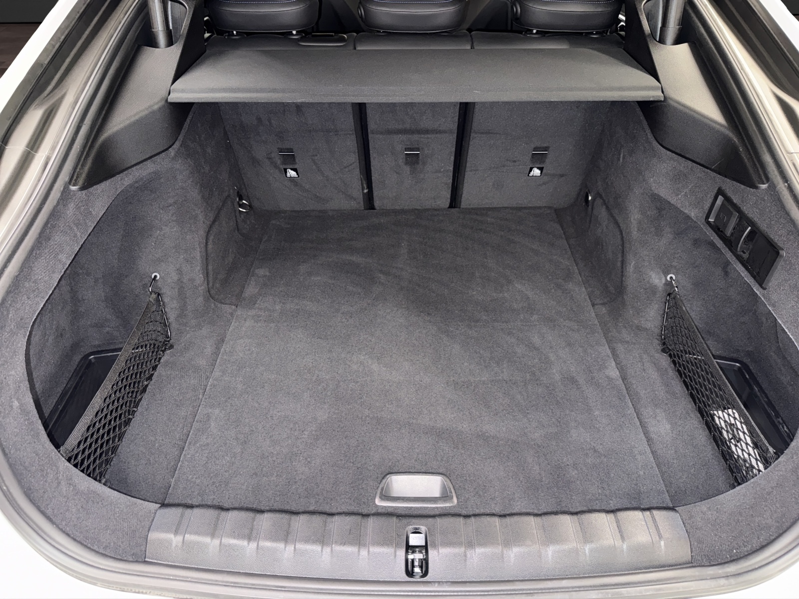 BMW i4 M50-image-22