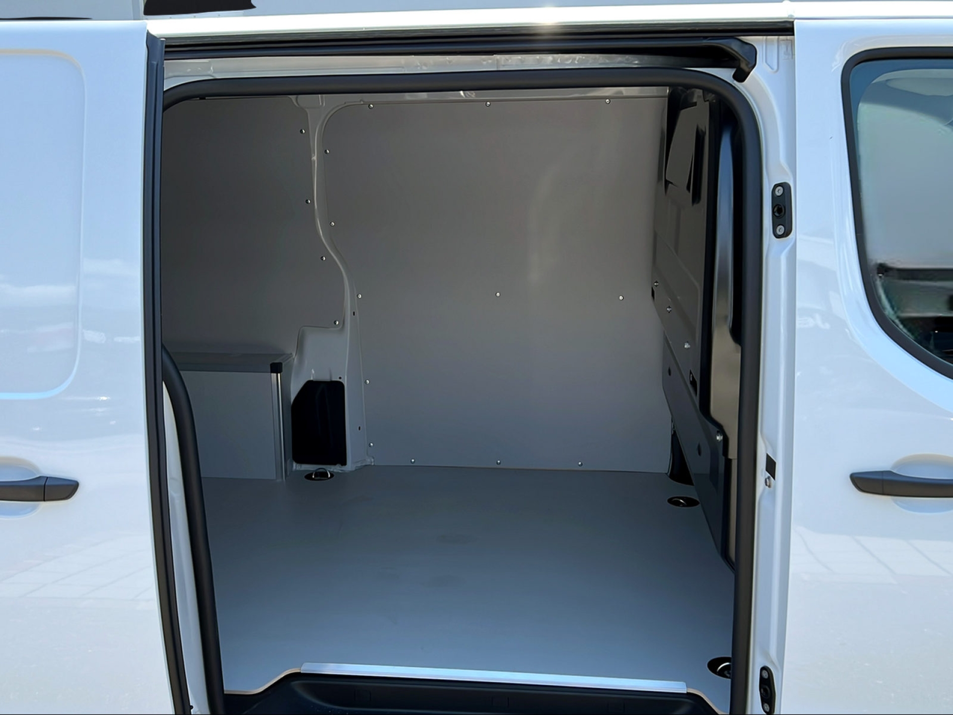 PEUGEOT Expert fourg. Standard 1.5 Blu-image-5