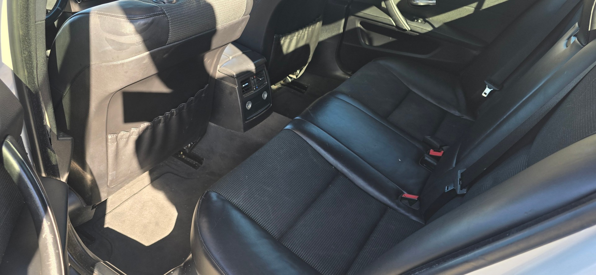 BMW d- M-Sportpaket-image-9