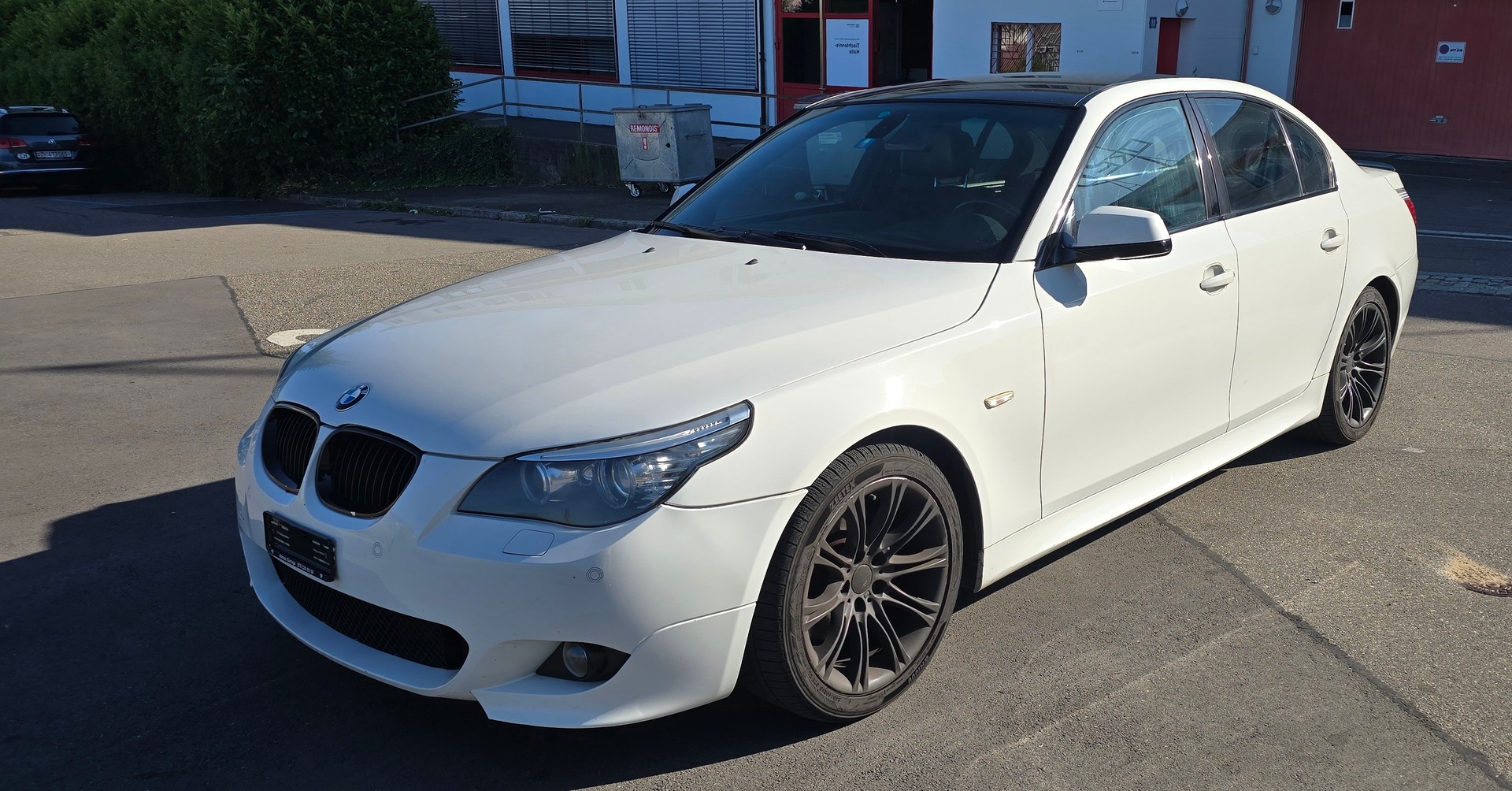BMW d- M-Sportpaket-image-0
