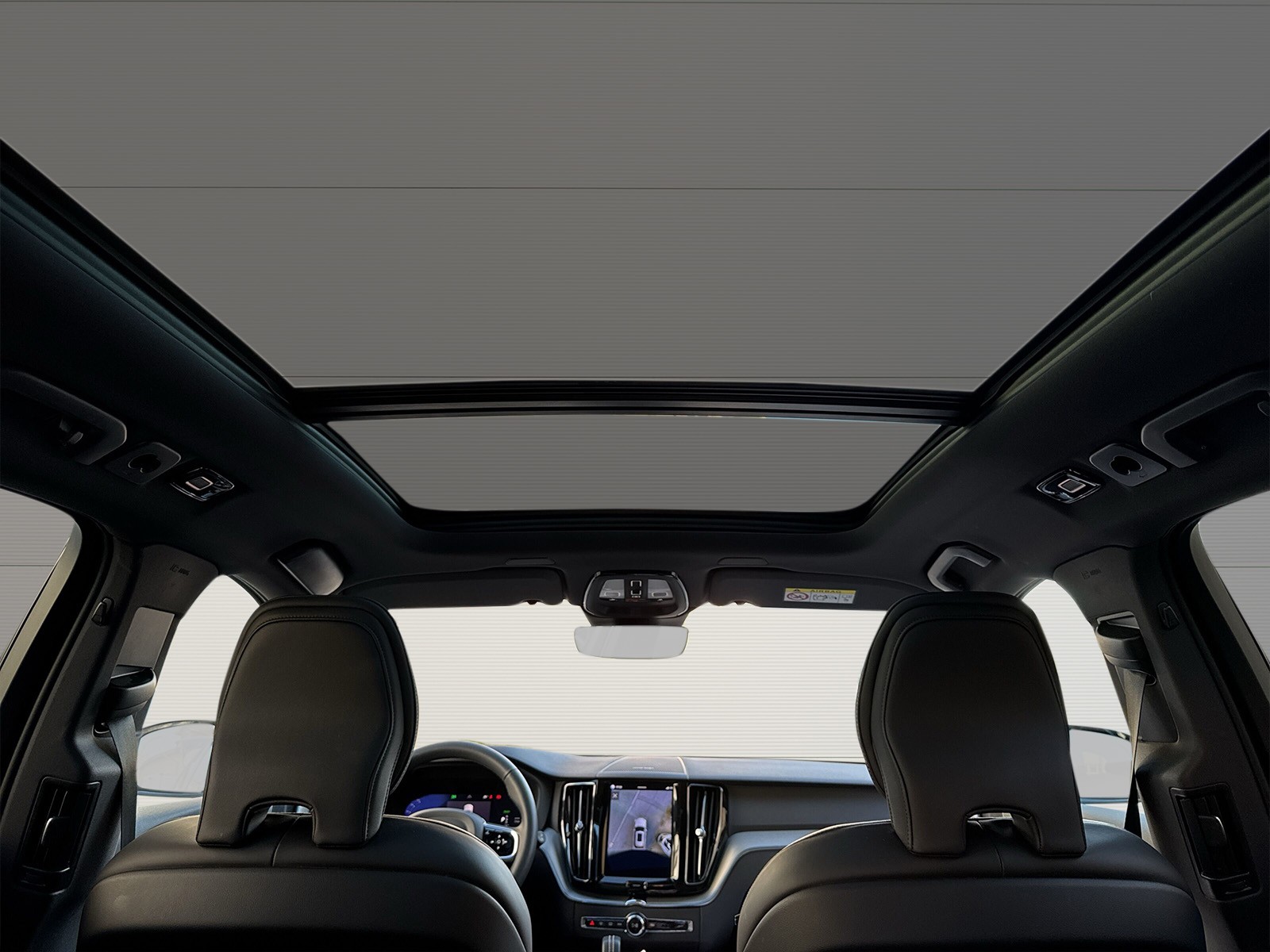 VOLVO XC60 2.0 T6 TE R-Design eAWD-image-11