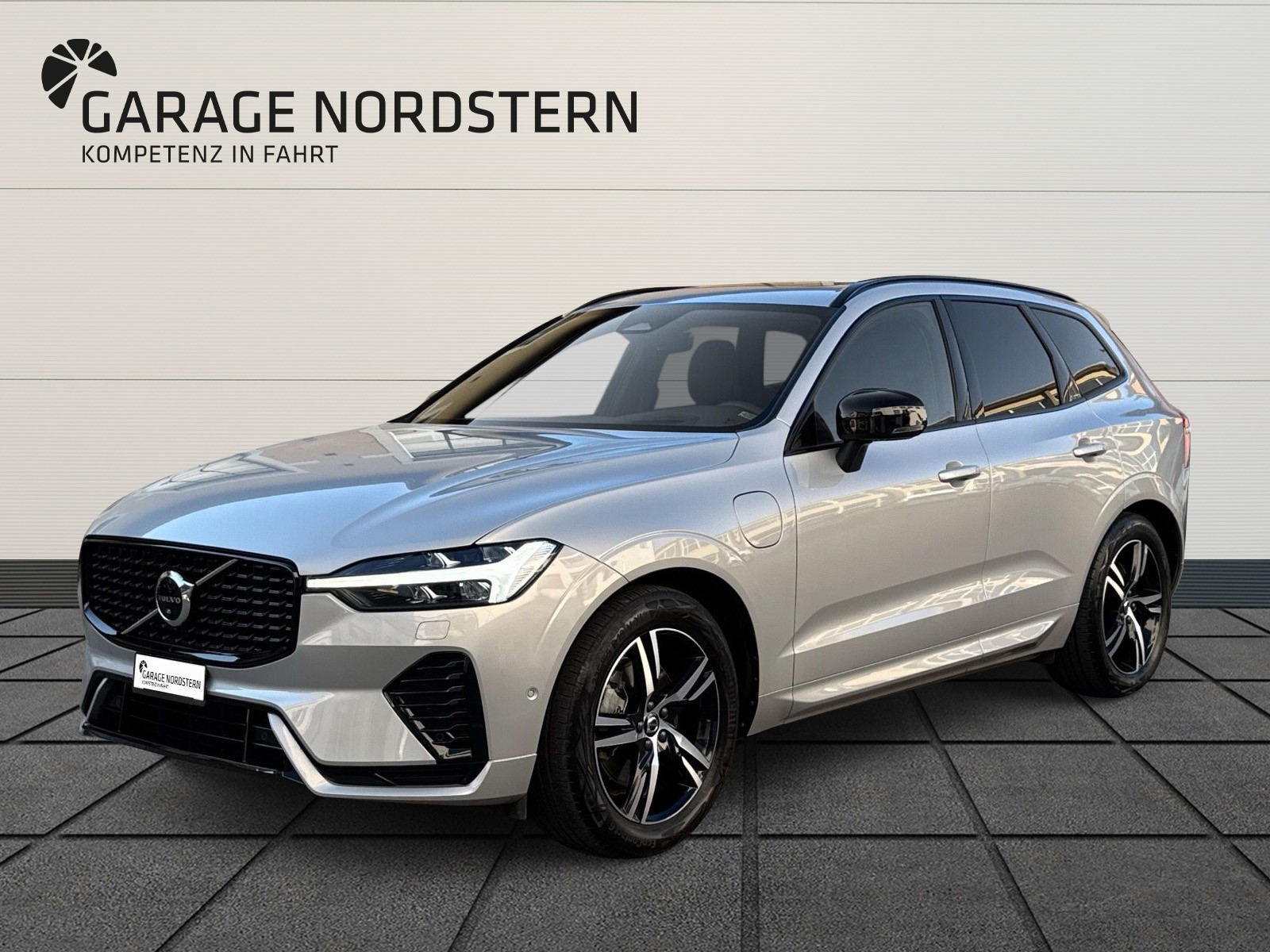 VOLVO XC60 2.0 T6 TE R-Design eAWD