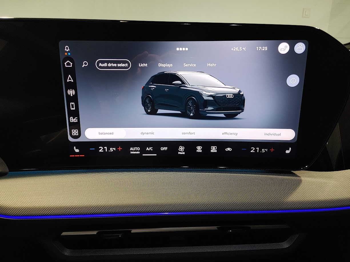 AUDI Q4 e-tron SUV quattro performance-image-8