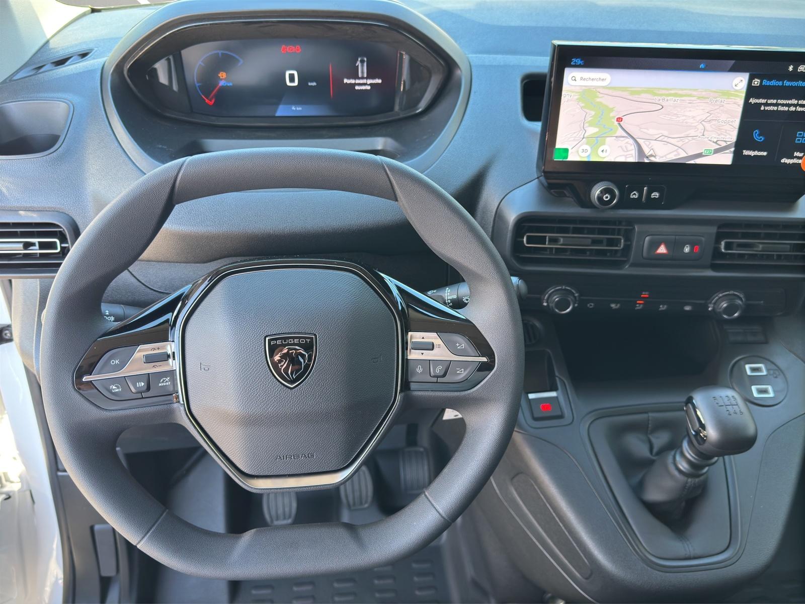 PEUGEOT Partner 650 Standard 1.5 BlueHDI 100 S/S-image-7
