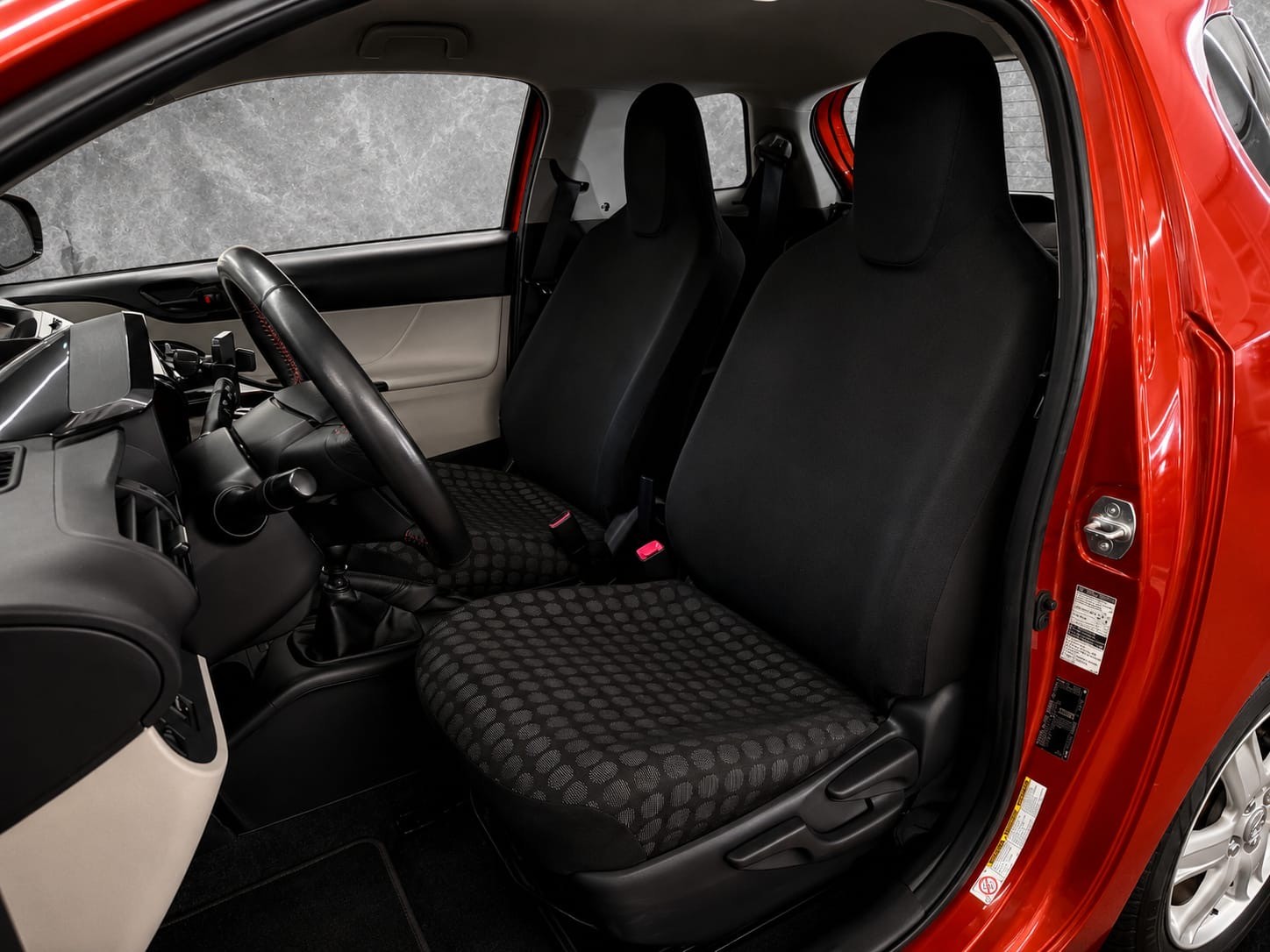 TOYOTA iQ 1.0 VVT-i Linea Luna-image-13