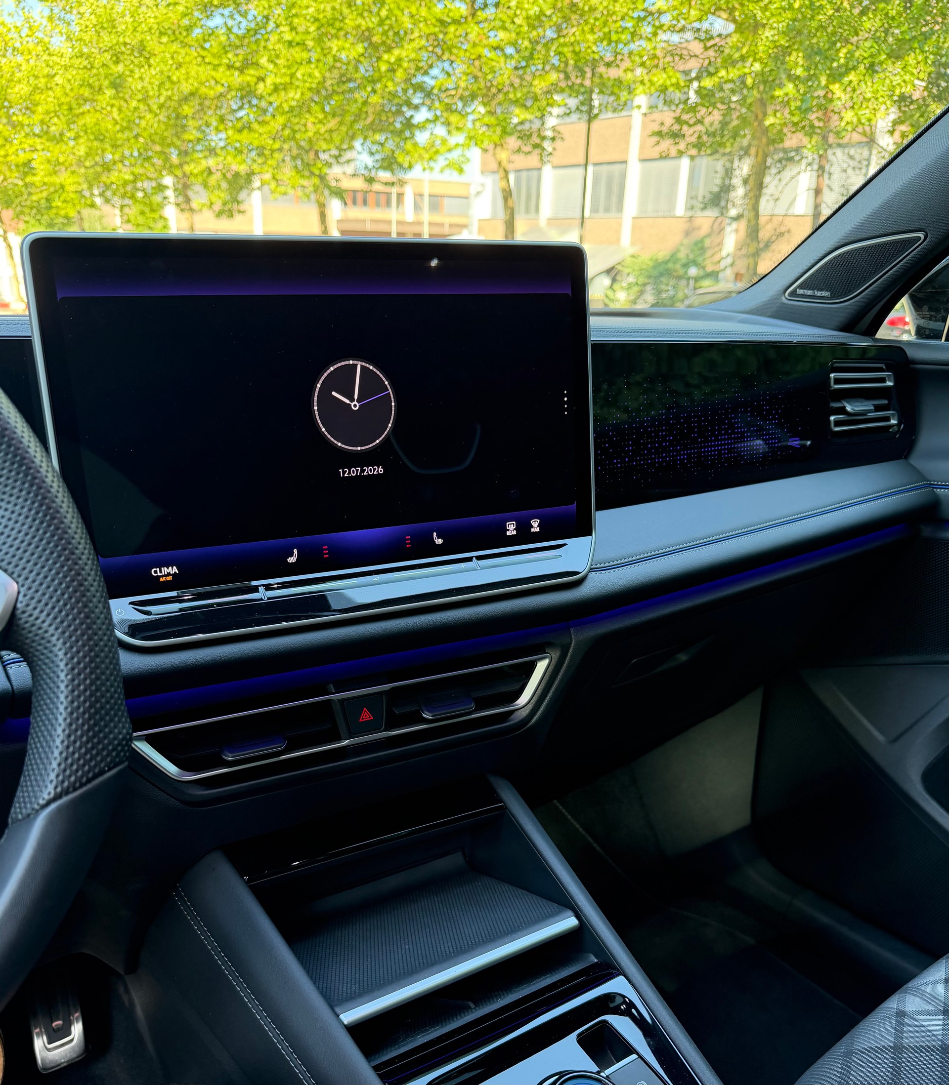 VW 2.0 TSI R-Line United DSG 4motion-image-6