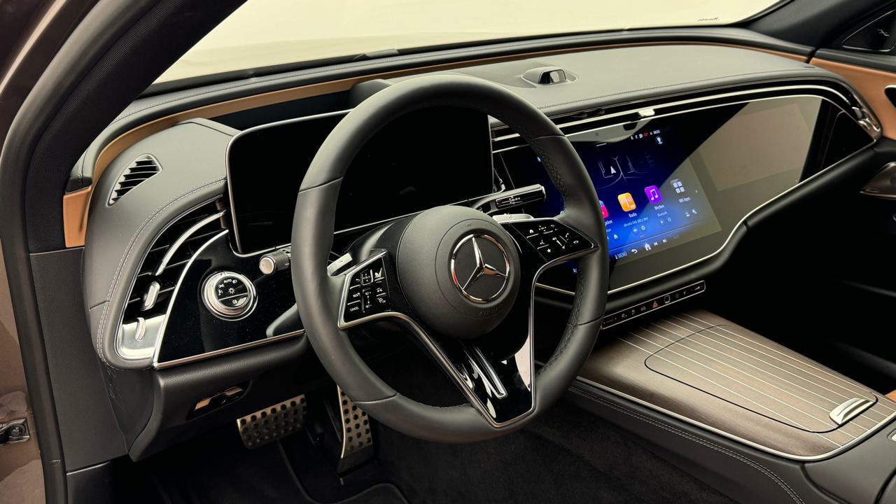 MERCEDES-BENZ E 300 de All-Terrain 4Matic EQ Hybrid 9G-Tronic-image-6