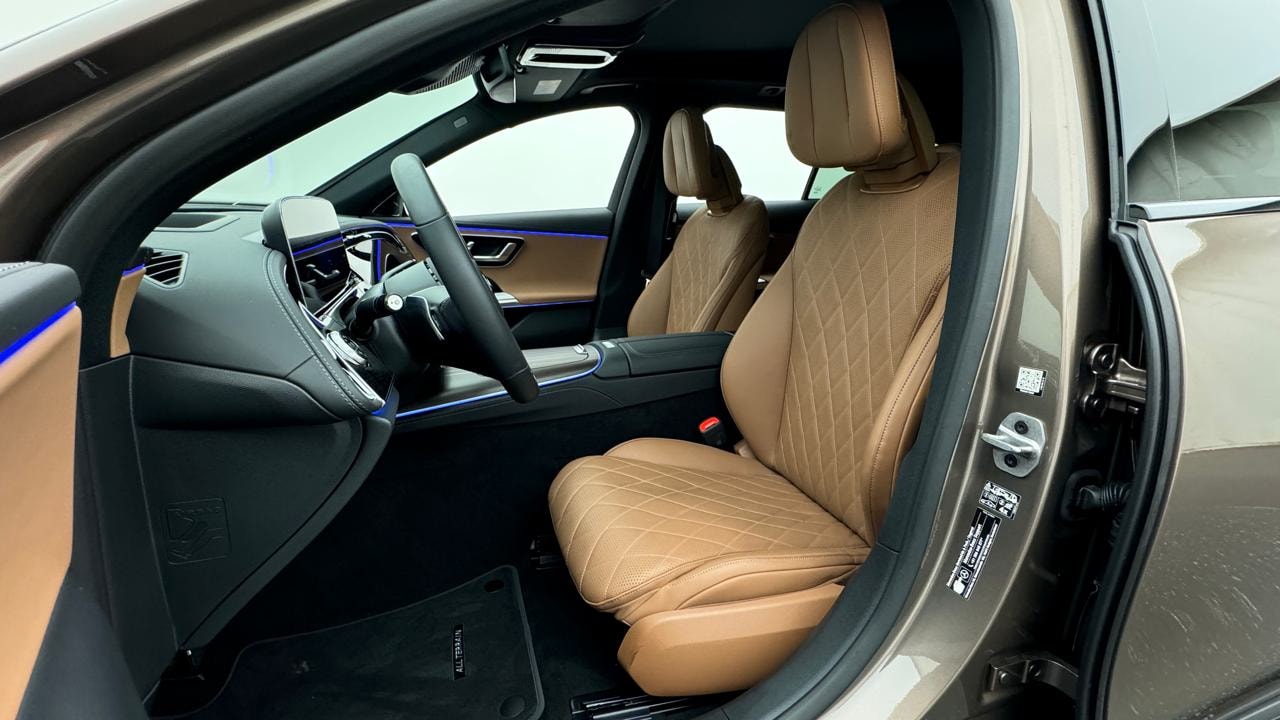 MERCEDES-BENZ E 300 de All-Terrain 4Matic EQ Hybrid 9G-Tronic-image-4