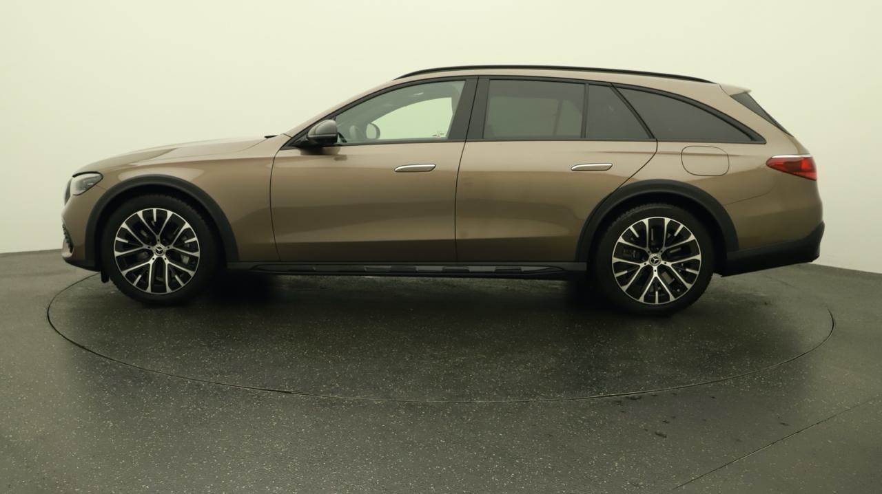 MERCEDES-BENZ E 300 de All-Terrain 4Matic EQ Hybrid 9G-Tronic-image-1