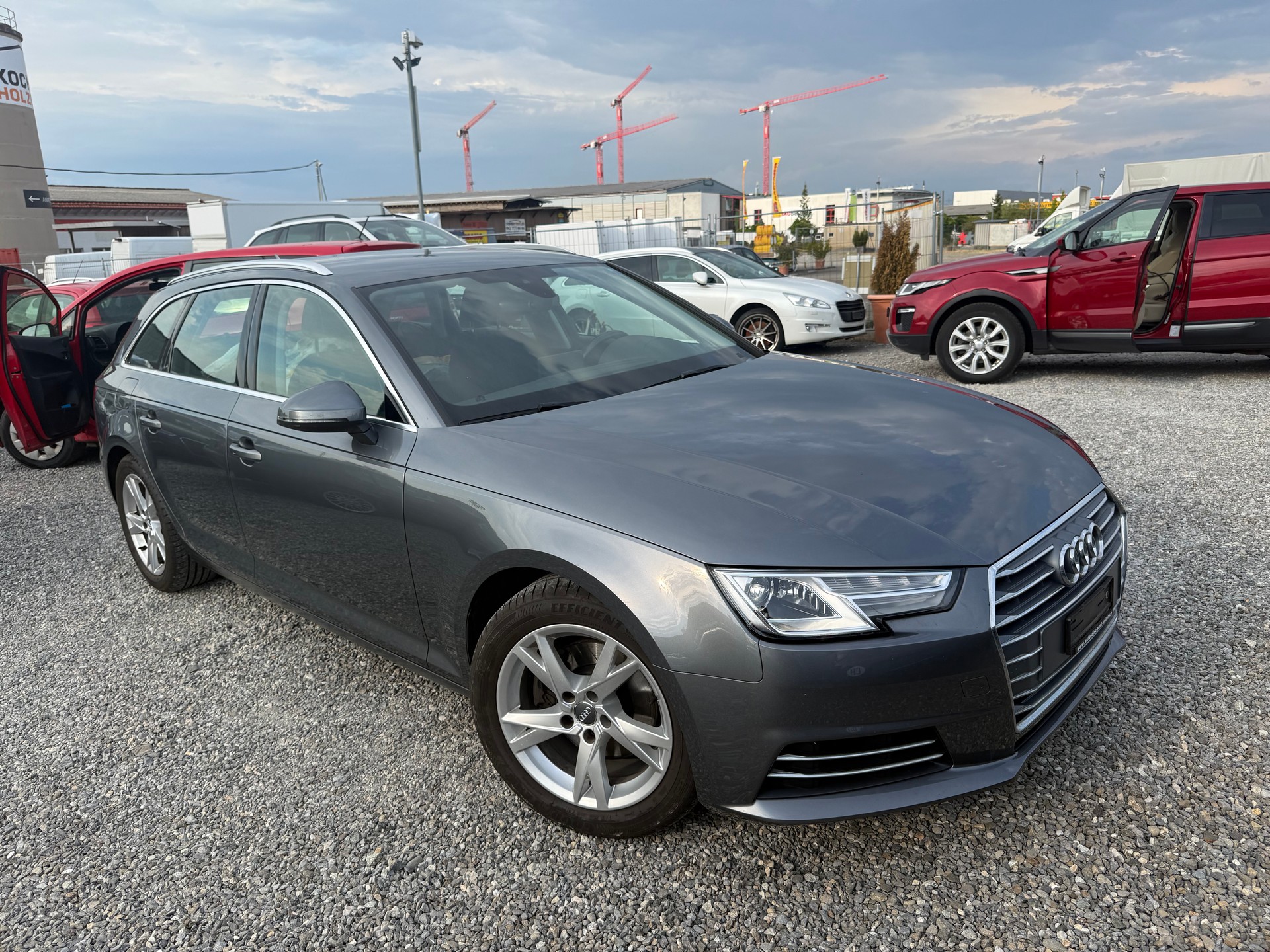 AUDI A4 Avant 2.0 TFSI-image-0