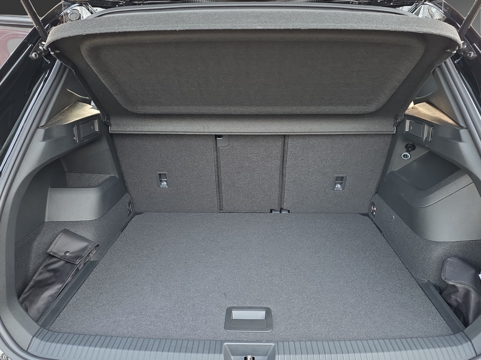 VW Tiguan 2.0 TSI DSG R-Line Plus 4Motion-image-9