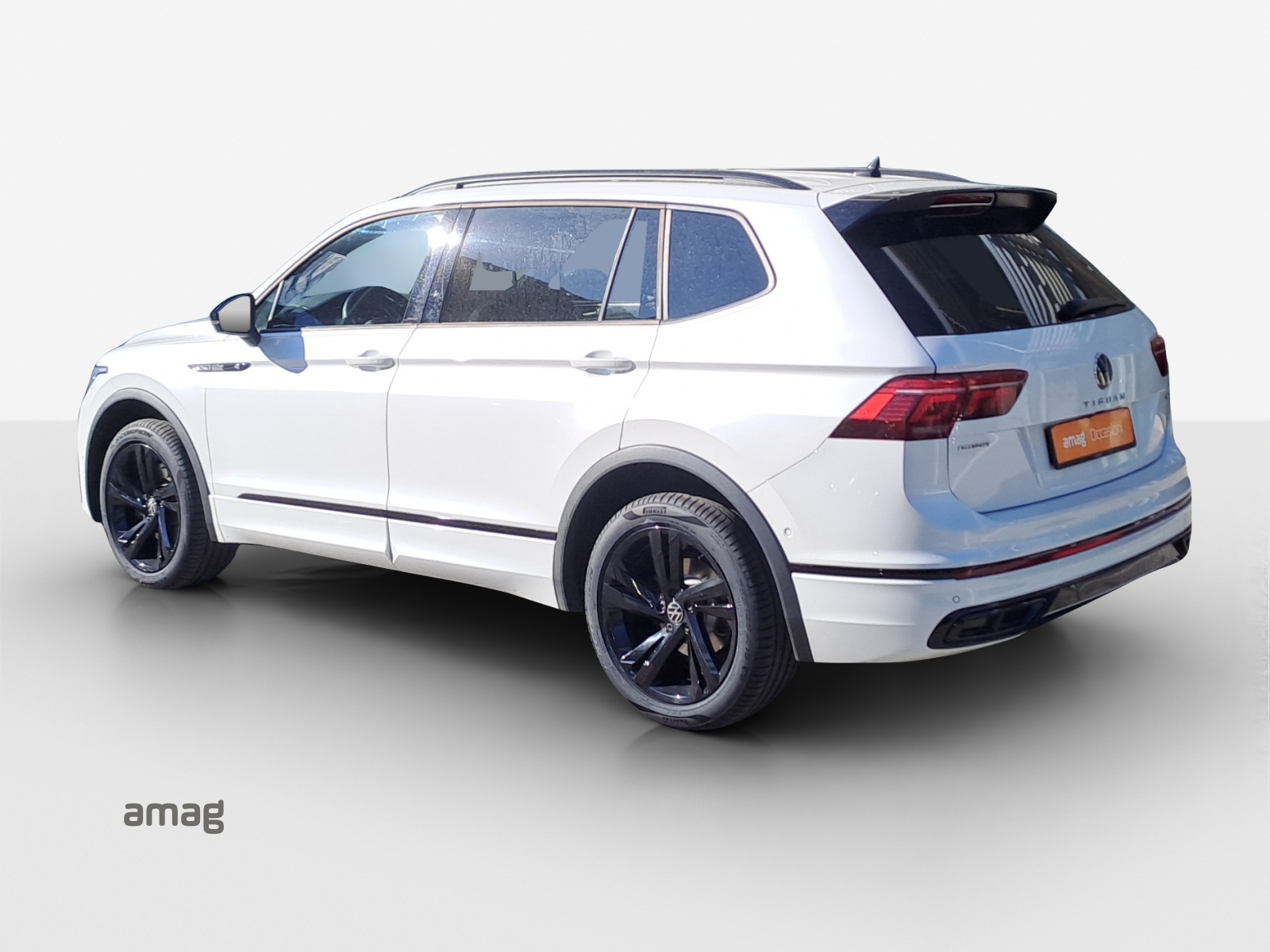 VW Tiguan Allspace 2.0 TDI SCR R-Line 4Motion DSG-image-2