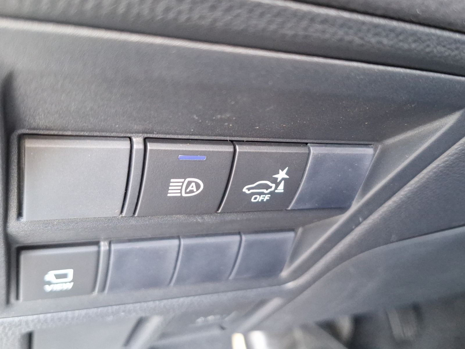 TOYOTA Hilux Double Cab.-Pick-up 59KWh Style-image-16